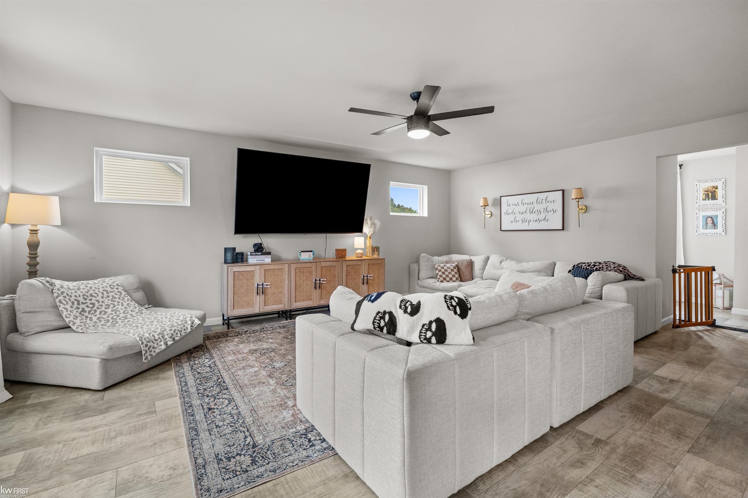 341 Golfside Drive photo 16