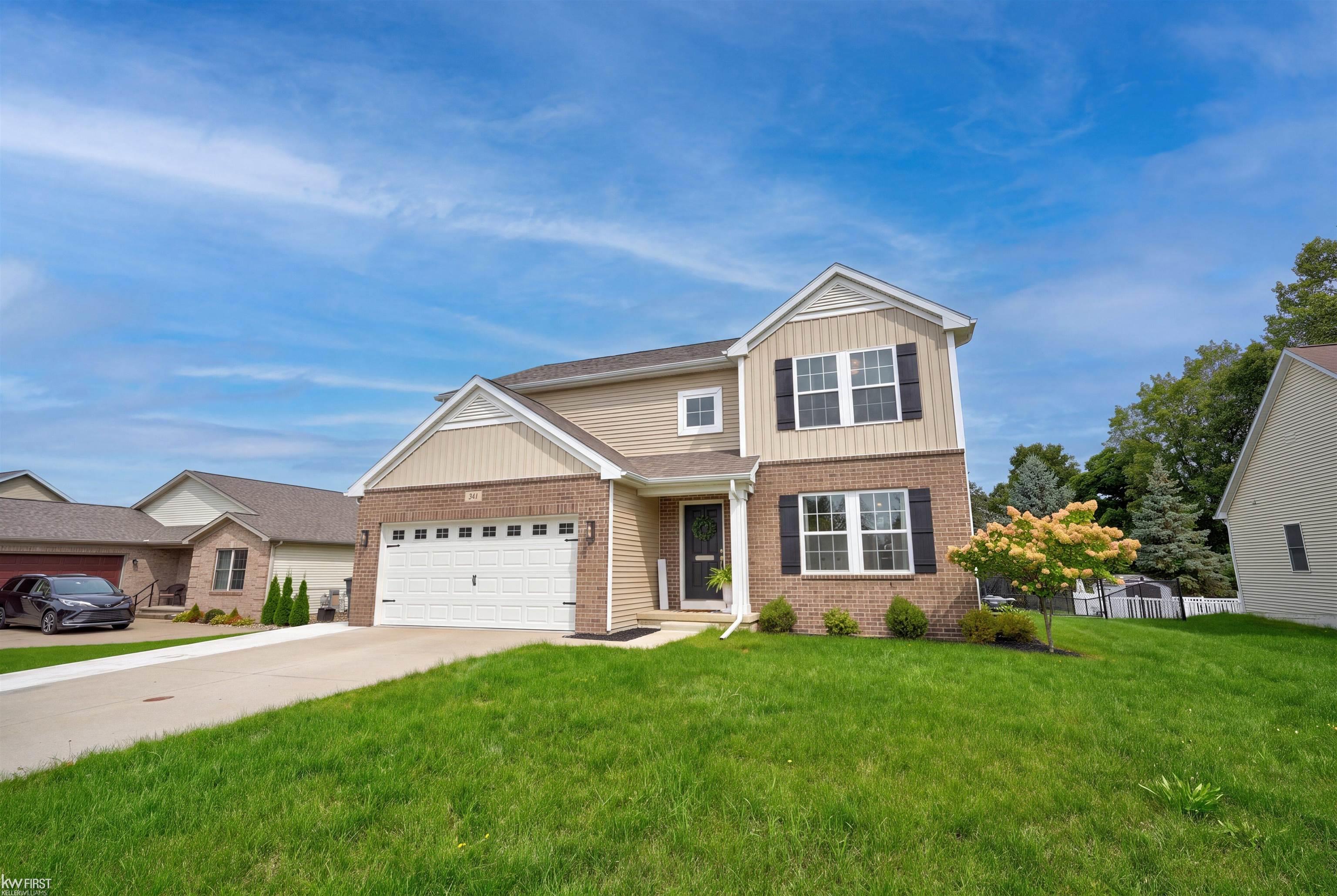 341 Golfside Drive photo 2