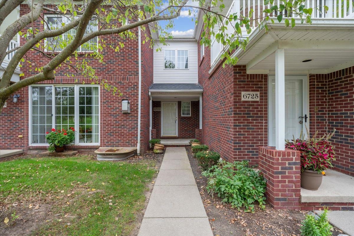 Photo 1 of Condo for sale at 6729 Boulder Pointe Dr #8, Washington, MI 48094 | MLS# 50222193 | Listing updated on 2026-09-18