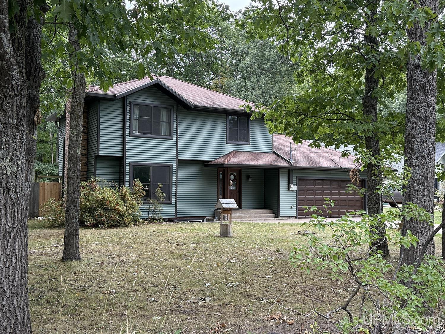 Photo 1 of Single family home for sale at 51 Stonegate Dr, Marquette, MI 49855 | MLS# 50222195 | Listing updated on 2026-09-28