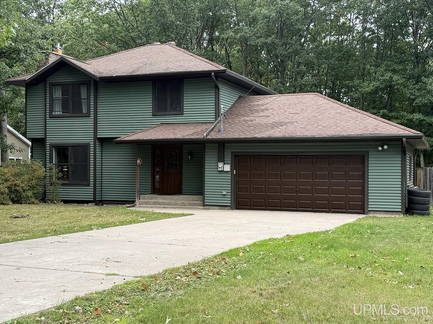 Photo 4 of Single family home for sale at 51 Stonegate Dr, Marquette, MI 49855 | MLS# 50222195 | Listing updated on 2026-09-28
