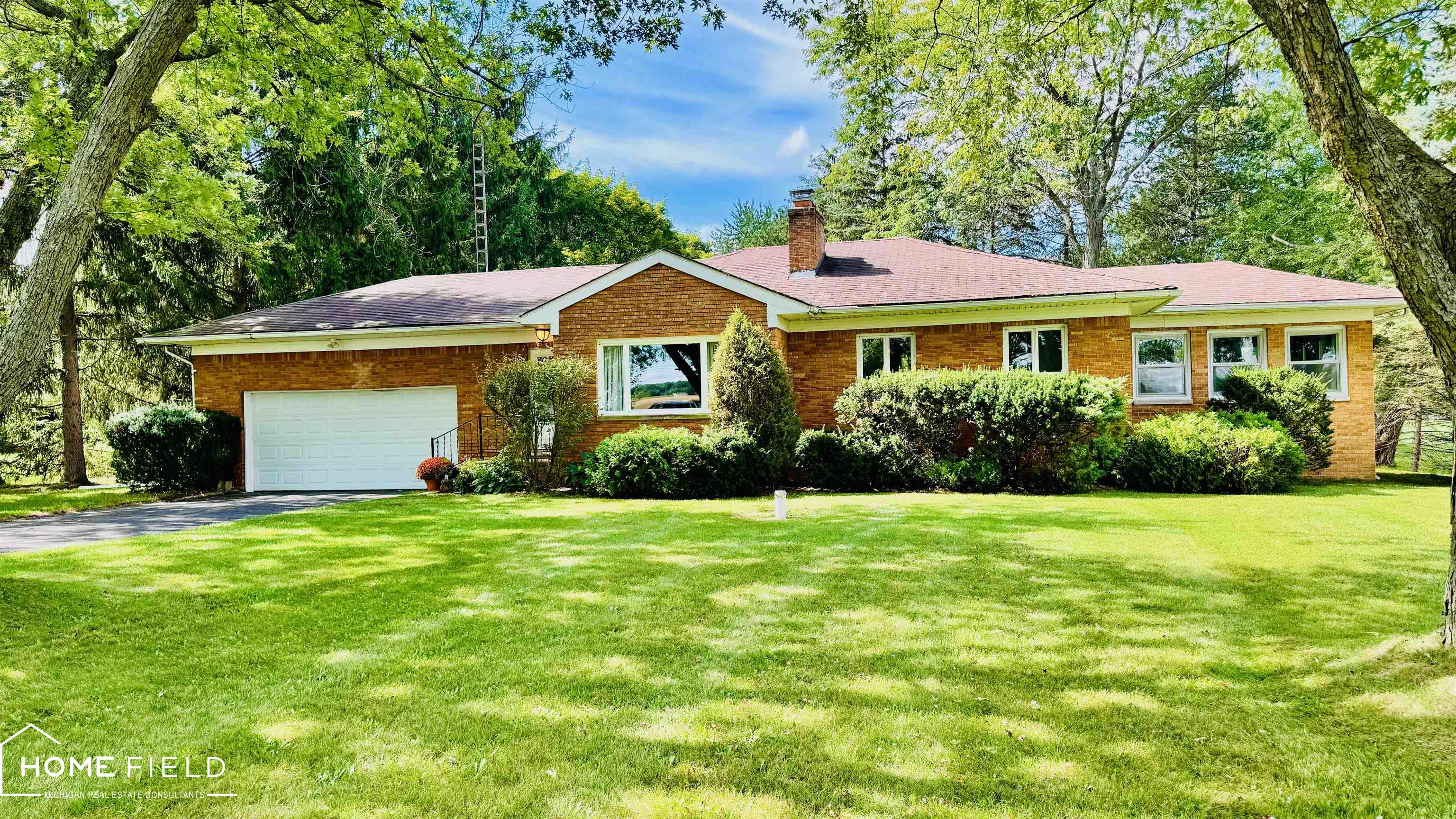 Photo 1 of Single family home for sale at 1989 N M 52 Rd, Owosso, MI 48867 | MLS# 60050222196 | Listing updated on 2026-09-19