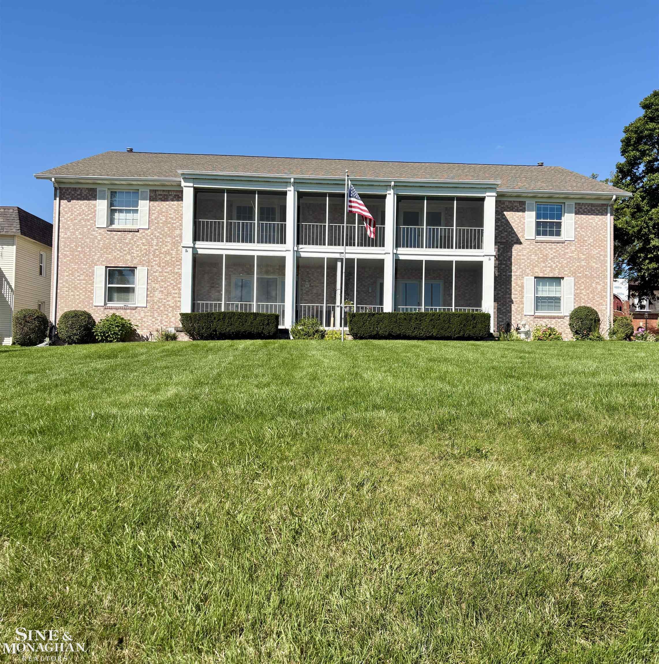 Photo 1 of Sale Pending at 601 N Riverside Ave, Saint Clair, MI 48079 | MLS# 58050222197 | Listing updated on 2026-09-24