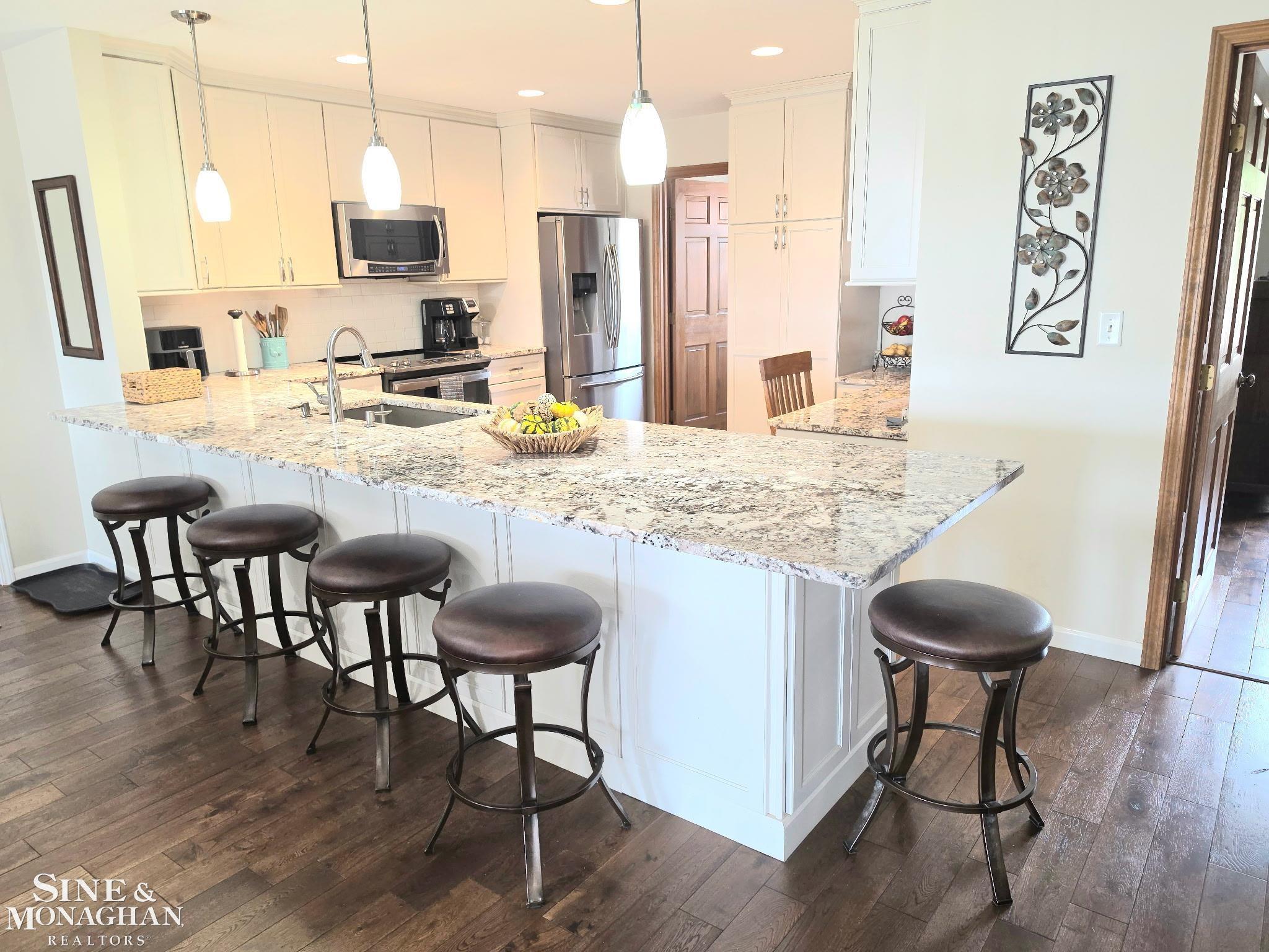 Photo 3 of Sale Pending at 601 N Riverside Ave #4, Saint Clair, MI 48079 | MLS# 50222197 | Listing updated on 2026-09-24