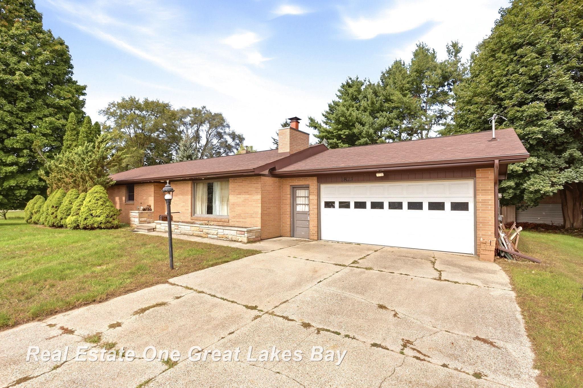 Single family home for sale at 1821 E Michigan Ave, Mount Pleasant, MI 48858 | MLS# 61050222198