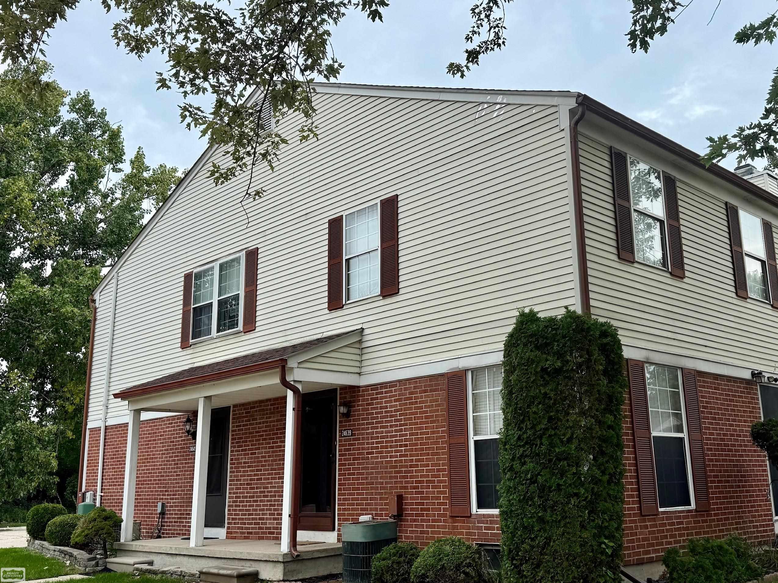 Photo 1 of Condo for sale at 24641 N Meadow Dr, Harrison Township, MI 48045 | MLS# 58050222202 | Listing updated on 2026-09-18