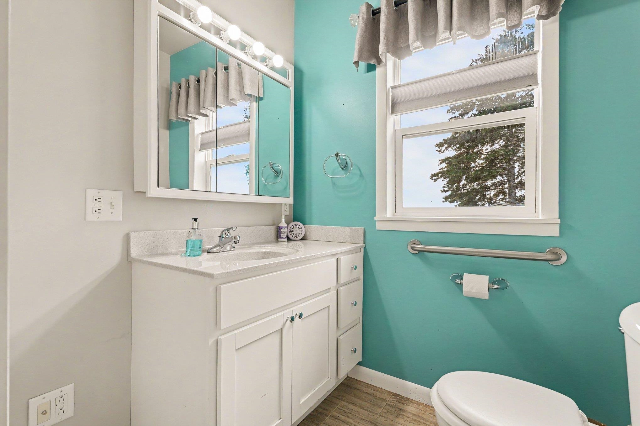 Photo 3 of Single family home for sale at 1218 S Tuscola Rd, Bay City, MI 48708 | MLS# 50222204 | Listing updated on 2026-09-18
