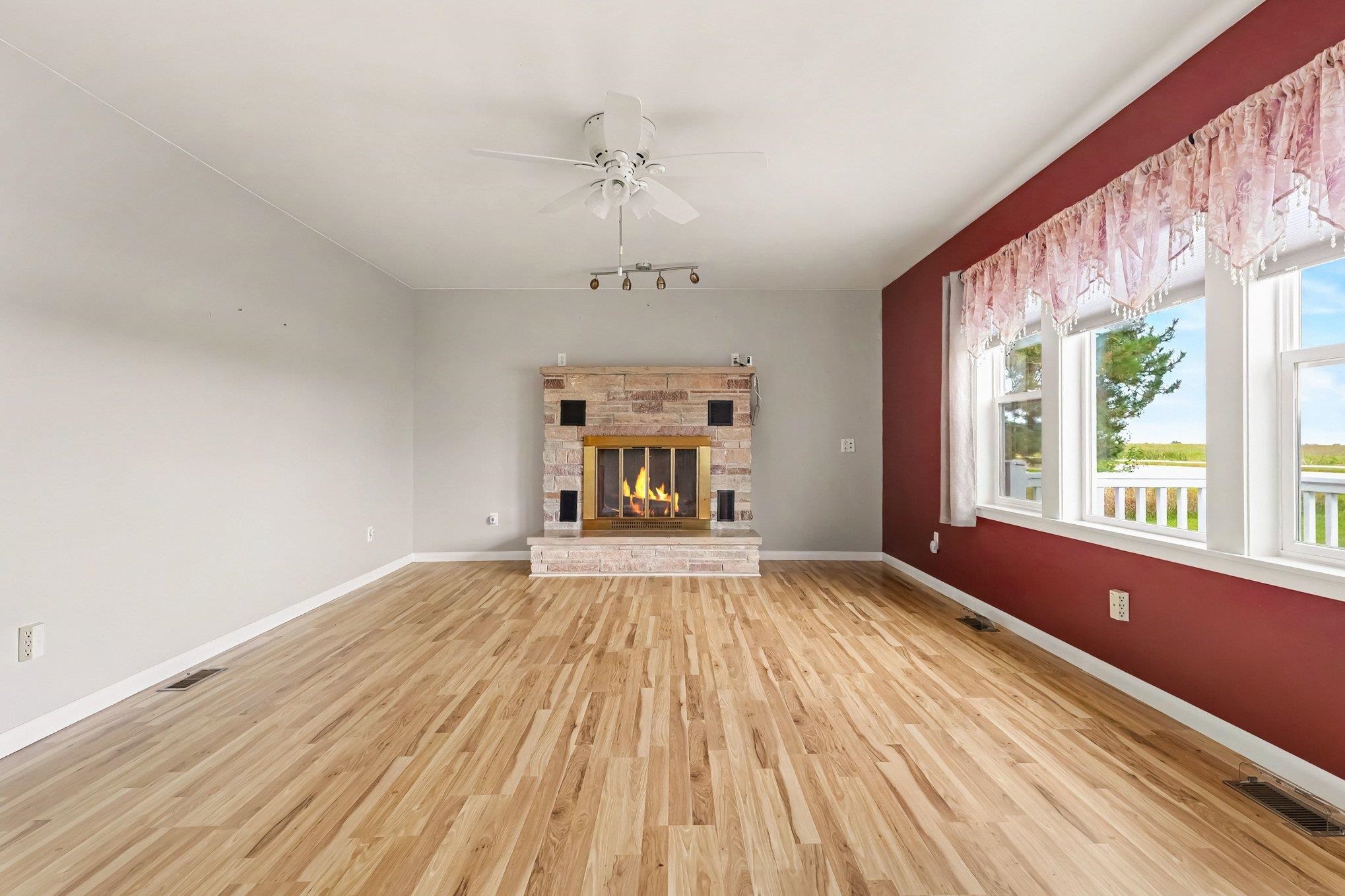 Photo 4 of Single family home for sale at 1218 S Tuscola Rd, Bay City, MI 48708 | MLS# 50222204 | Listing updated on 2026-09-18