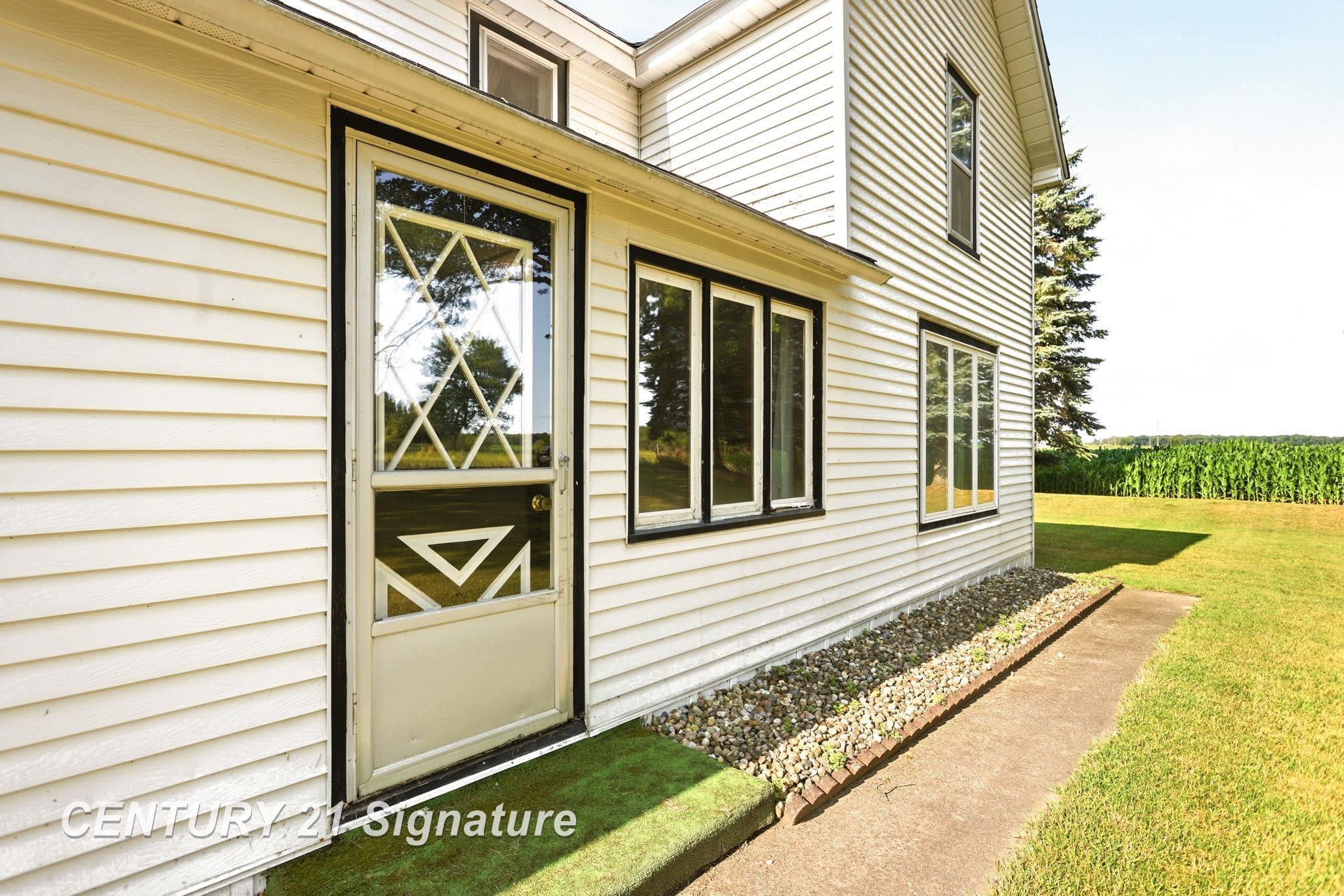 Photo 3 of Single family home for sale at 22335 Ederer Rd, Merrill, MI 48637 | MLS# 61050222206 | Listing updated on 2026-09-18