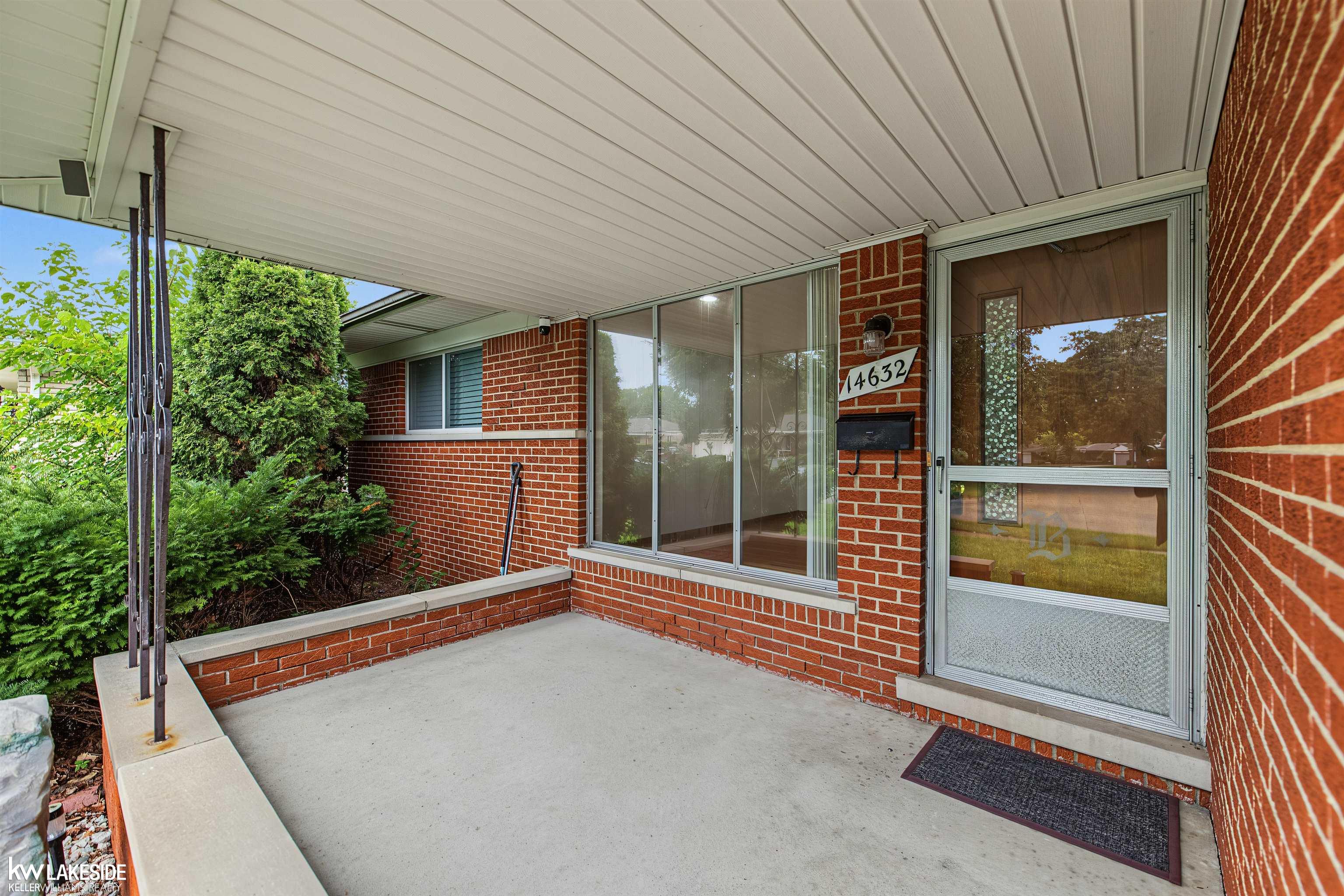 Photo 3 of Single family home for sale at 14632 Alger Ave, Warren, MI 48088 | MLS# 58050222212 | Listing updated on 2026-09-18