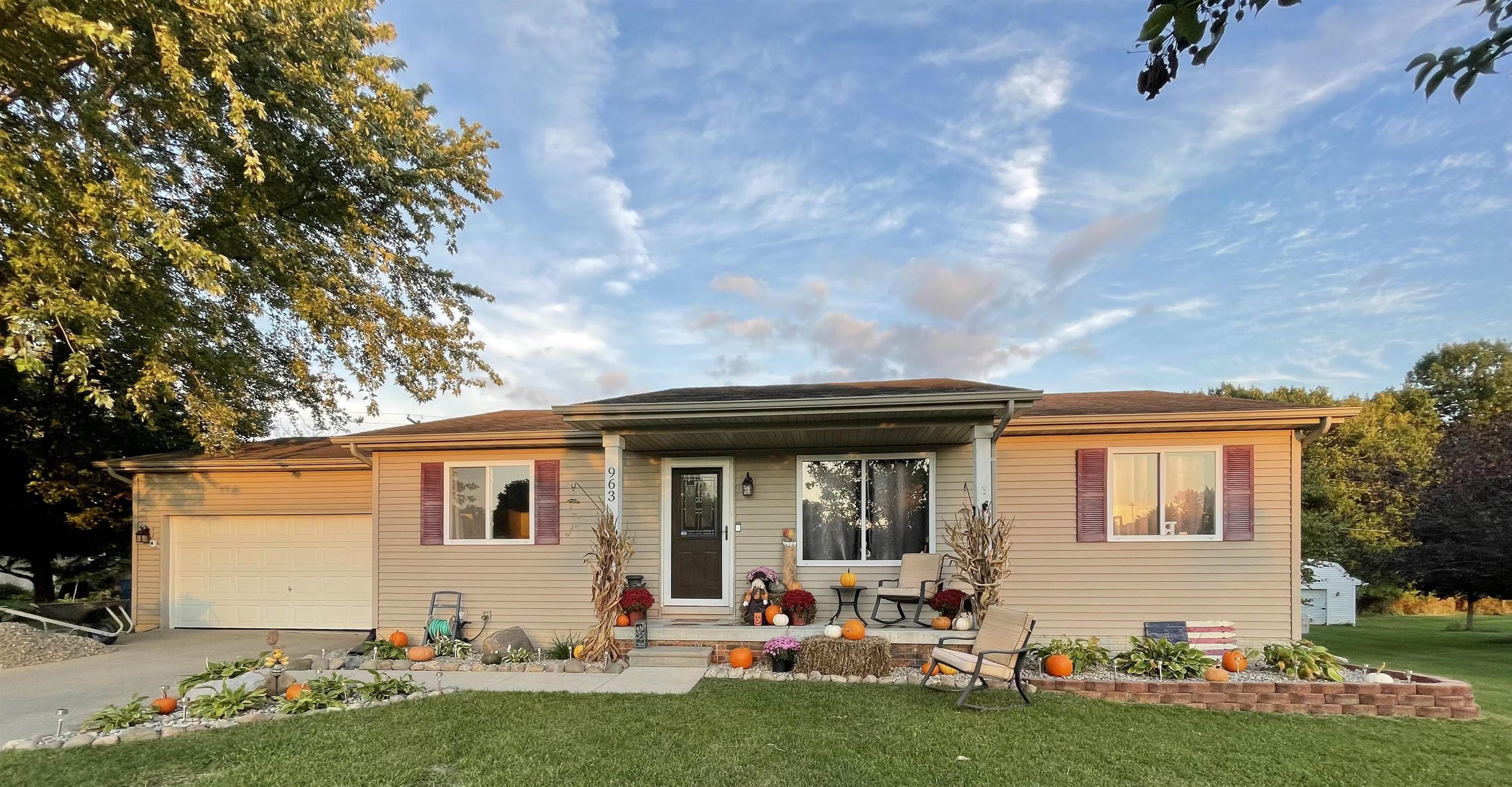963 King James Court