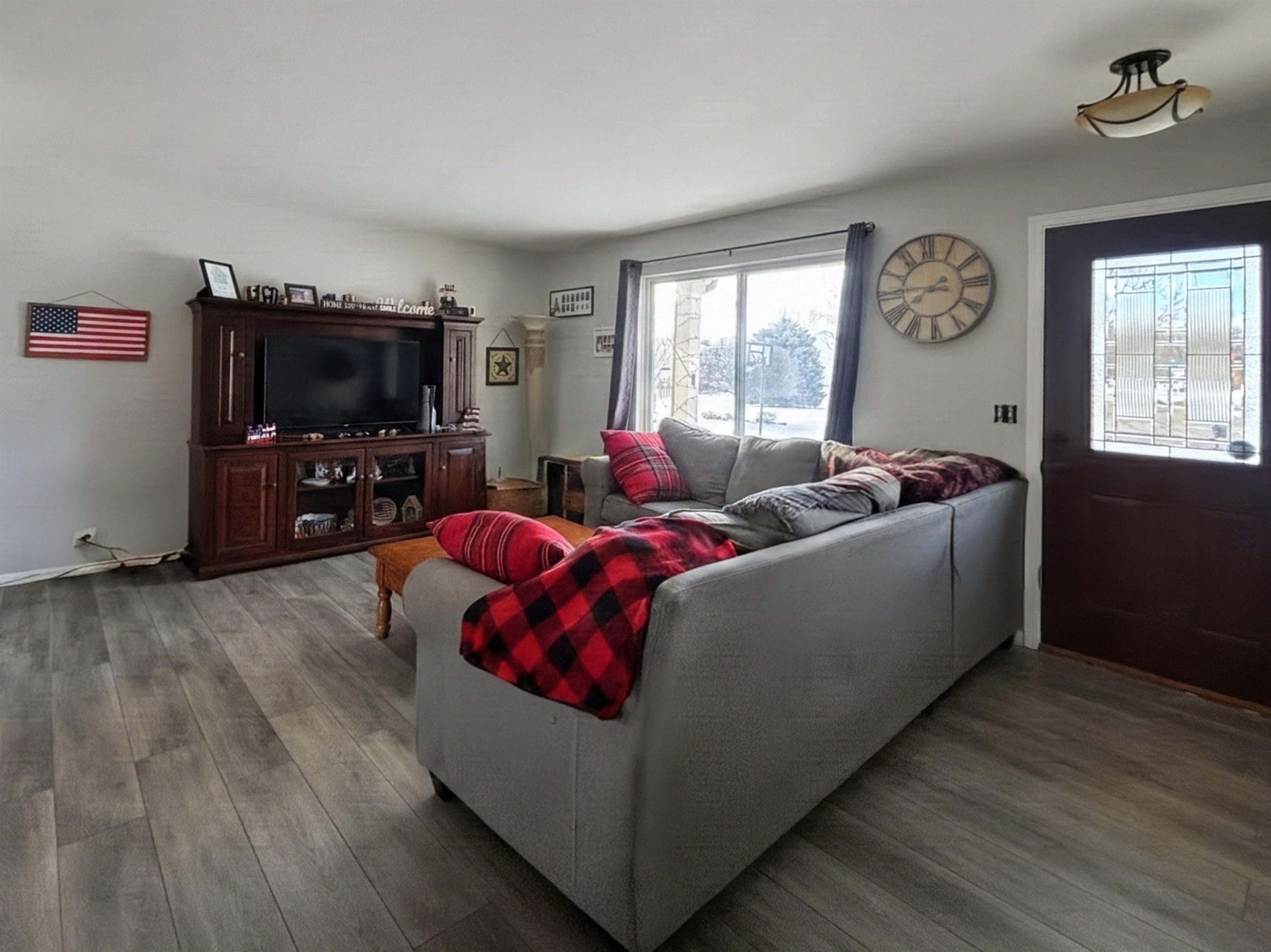 Photo 2 of Single family home for sale at 963 Vassar Ct, Vassar, MI 48768 | MLS# 50222214 | Listing updated on 2026-09-21