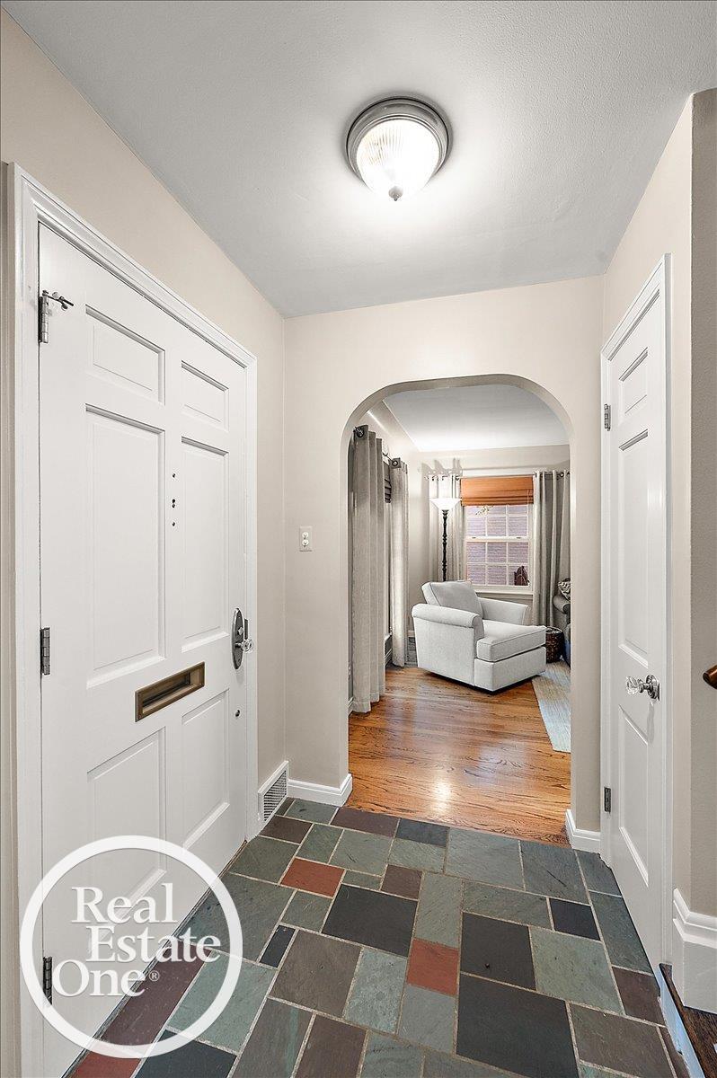 Photo 4 of Single family home for sale at 2100 Fleetwood Dr, Grosse Pointe Woods, MI 48236 | MLS# 58050222221 | Listing updated on 2026-09-18