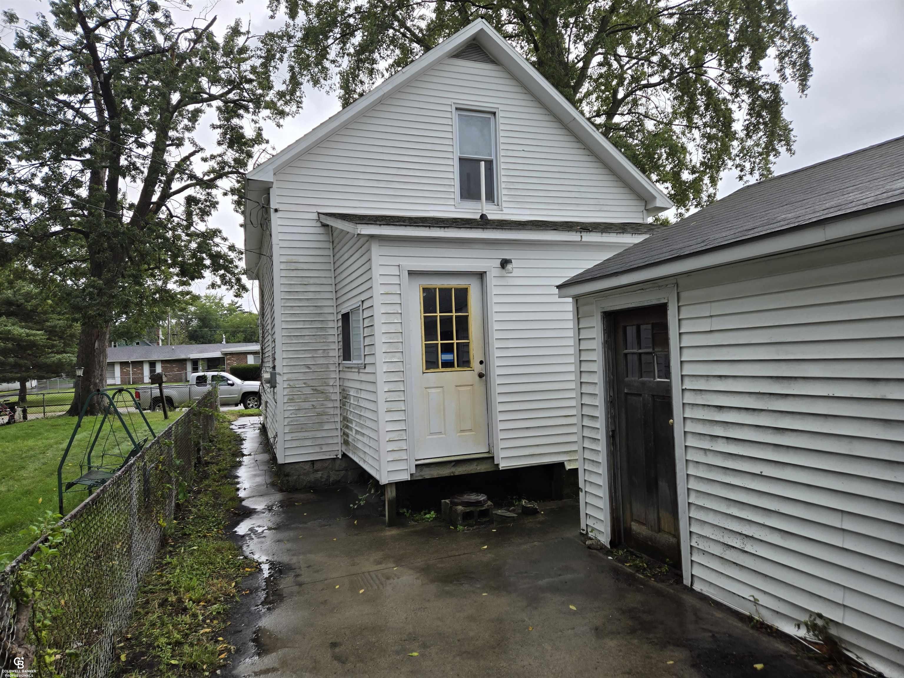 Photo 4 of Single family home for sale at 2519 Vanness St, Port Huron, MI 48060 | MLS# 58050222231 | Listing updated on 2026-09-18