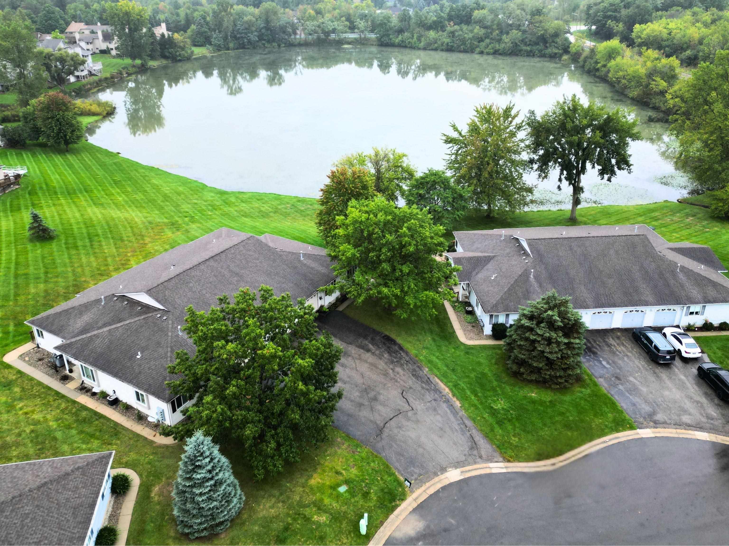 Photo 1 of Condo for sale at 1083 Lake Park Cir, Grand Blanc, MI 48439 | MLS# 5050222242 | Listing updated on 2026-09-18