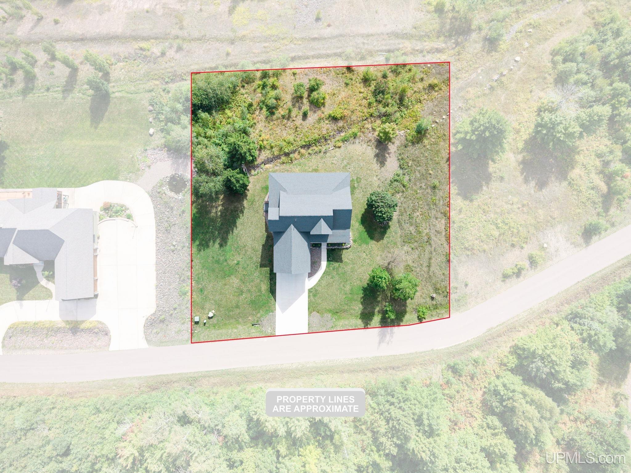Photo 2 of Single family home for sale at 820 Valley View Dr, Hancock, MI 49930 | MLS# 50222246 | Listing updated on 2026-09-18