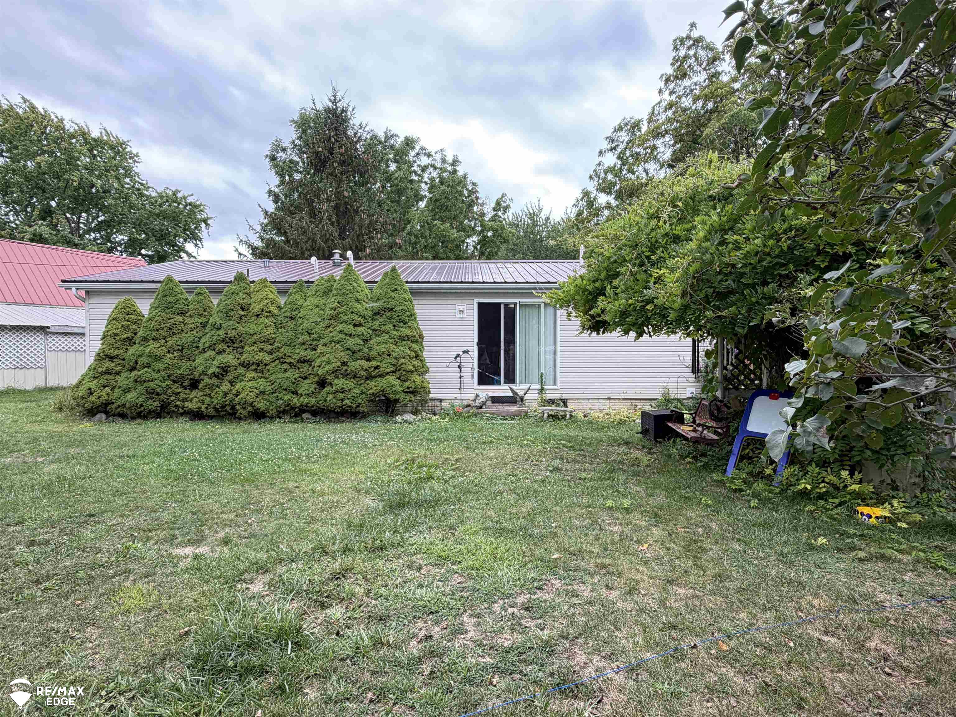 Single family home for sale at 9387 Lake Pleasant Rd, Clifford, MI 48727 | MLS# 5050222253
