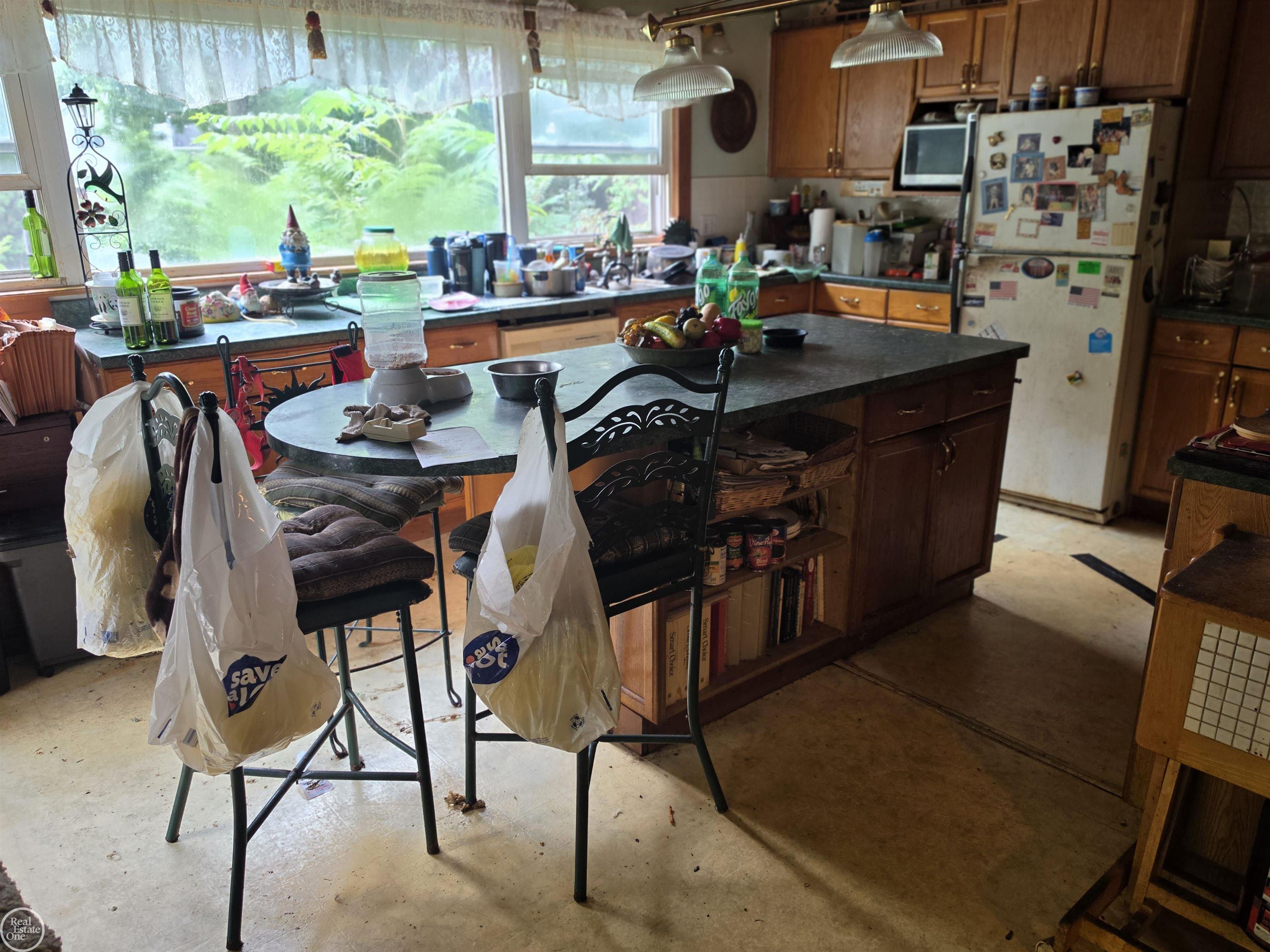 Photo 3 of Single family home for sale at 21801 Midway Ave, Southfield, MI 48075 | MLS# 58050222277 | Listing updated on 2026-09-18