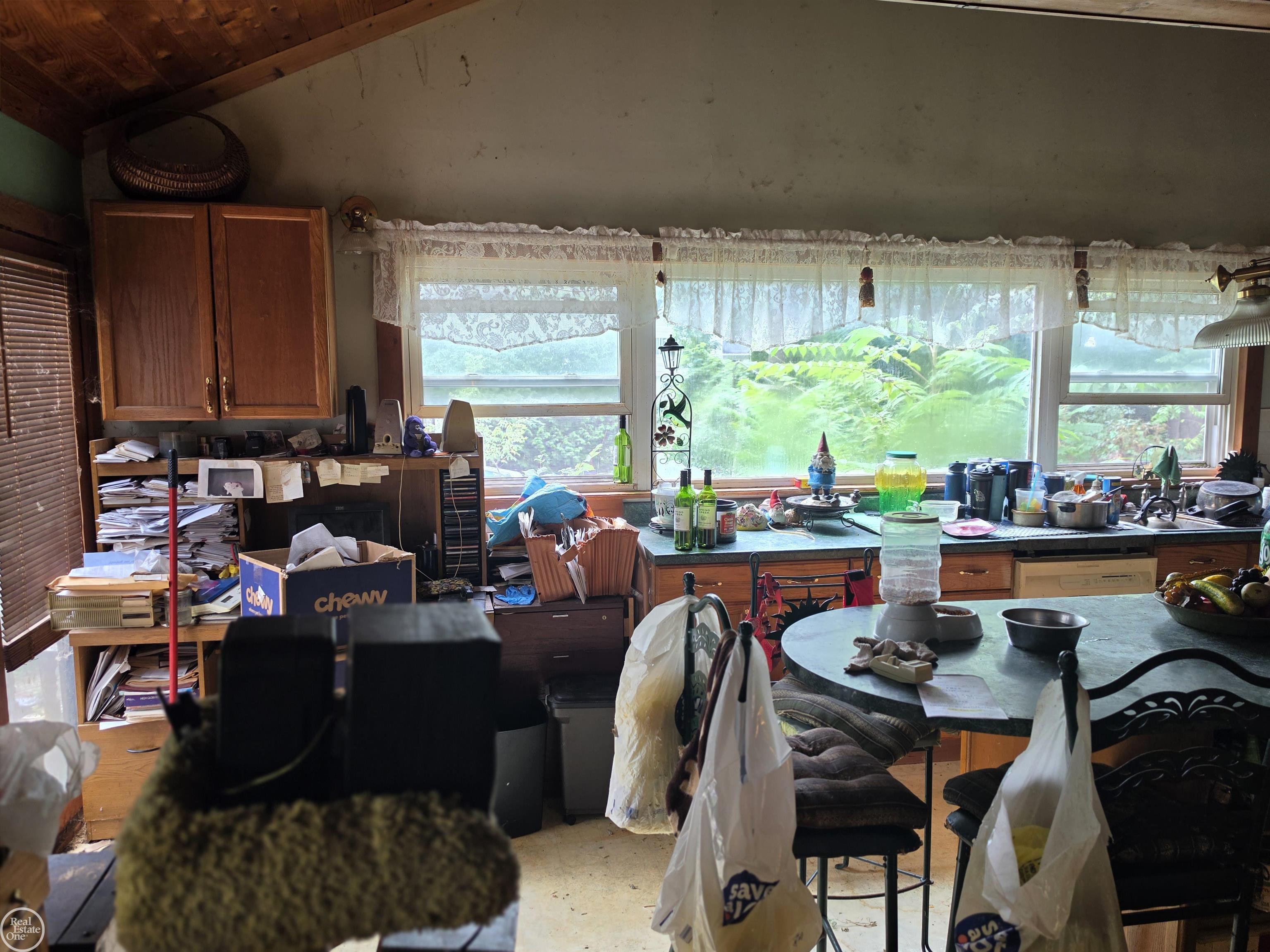 Photo 3 of Single family home for sale at 21801 Midway Ave, Southfield, MI 48075 | MLS# 58050222277 | Listing updated on 2026-09-18