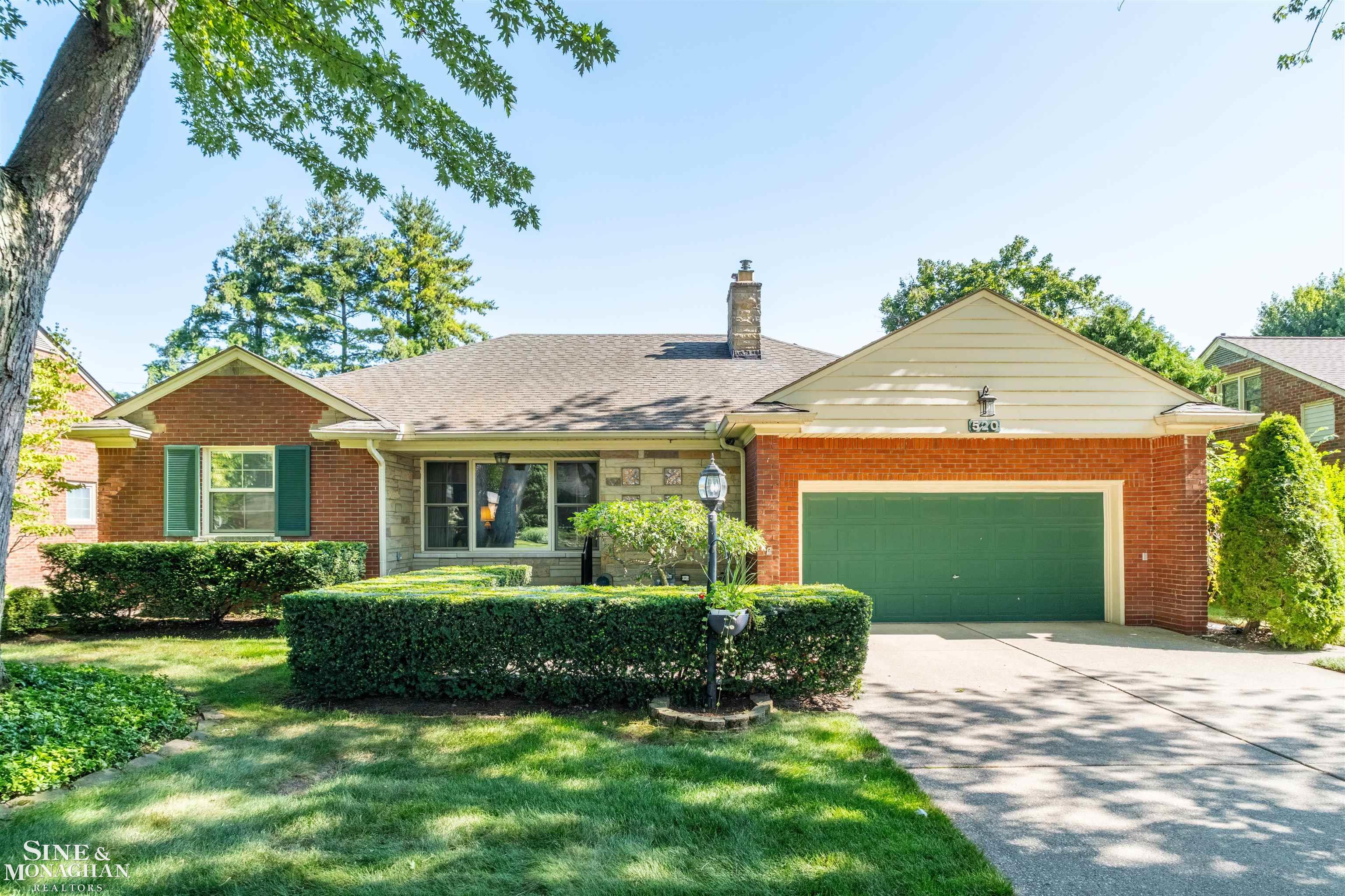 Photo 1 of Sale Pending at 520 Hampton Rd, Grosse Pointe Woods, MI 48236 | MLS# 58050222279 | Listing updated on 2026-09-18