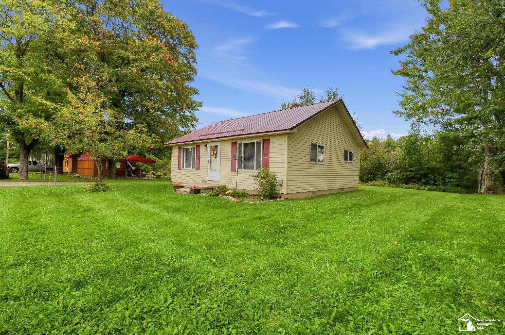 Photo 4 of Single family home for sale at 2885 W Lakeside Dr, West Branch, MI 48661 | MLS# 57050222280 | Listing updated on 2026-09-18