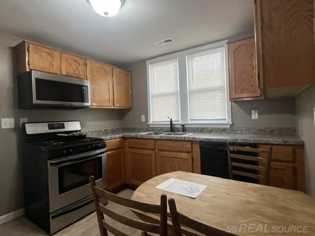 Photo 4 of Single family home for sale at 7251 Yacht Ave, Warren, MI 48091 | MLS# 58050222284 | Listing updated on 2026-09-18
