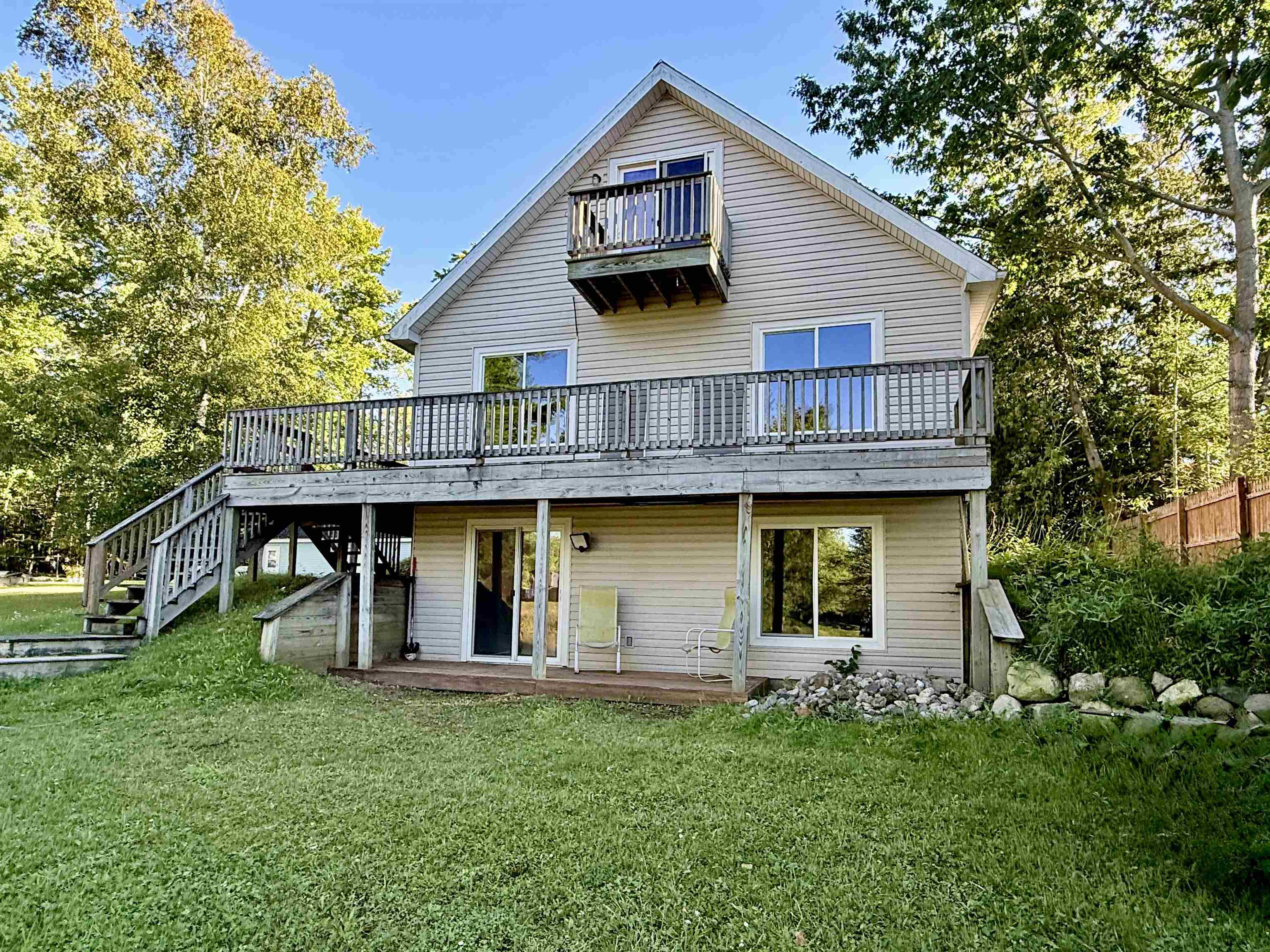Photo 3 of Single family home for sale at 1621 Loebrich Dr, Gladwin, MI 48624 | MLS# 50222285 | Listing updated on 2026-09-19