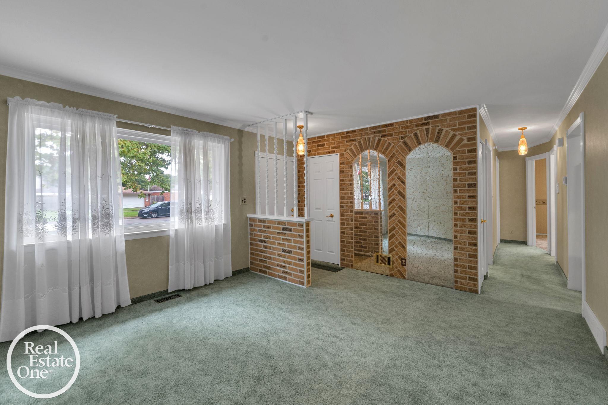 Photo 3 of Single family home for sale at 15064 Masonic Blvd, Warren, MI 48088 | MLS# 50222294 | Listing updated on 2026-09-18