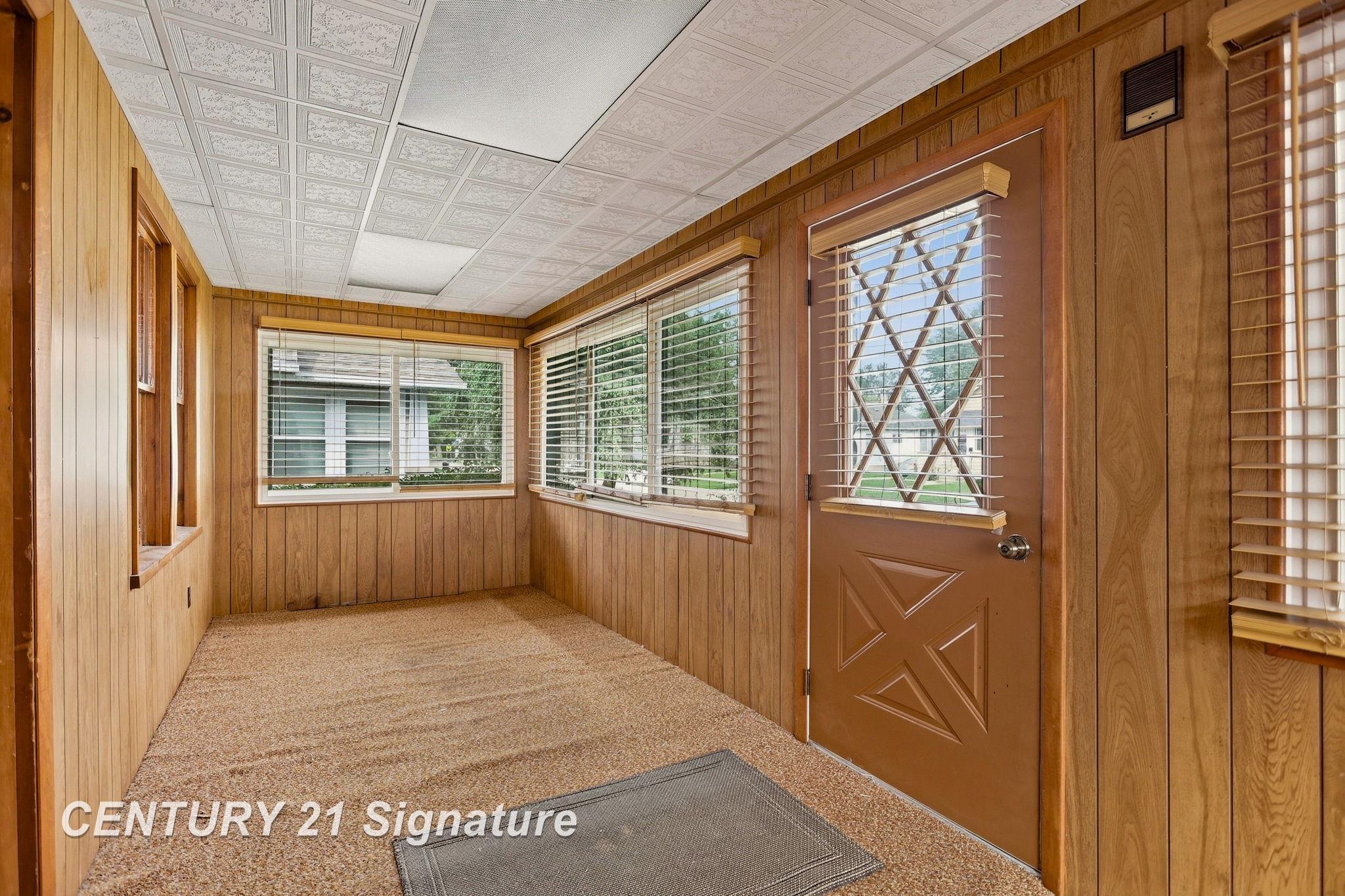 Photo 4 of Single family home for sale at 2841 Cooper Ave, Saginaw, MI 48602 | MLS# 61050222305 | Listing updated on 2026-09-18