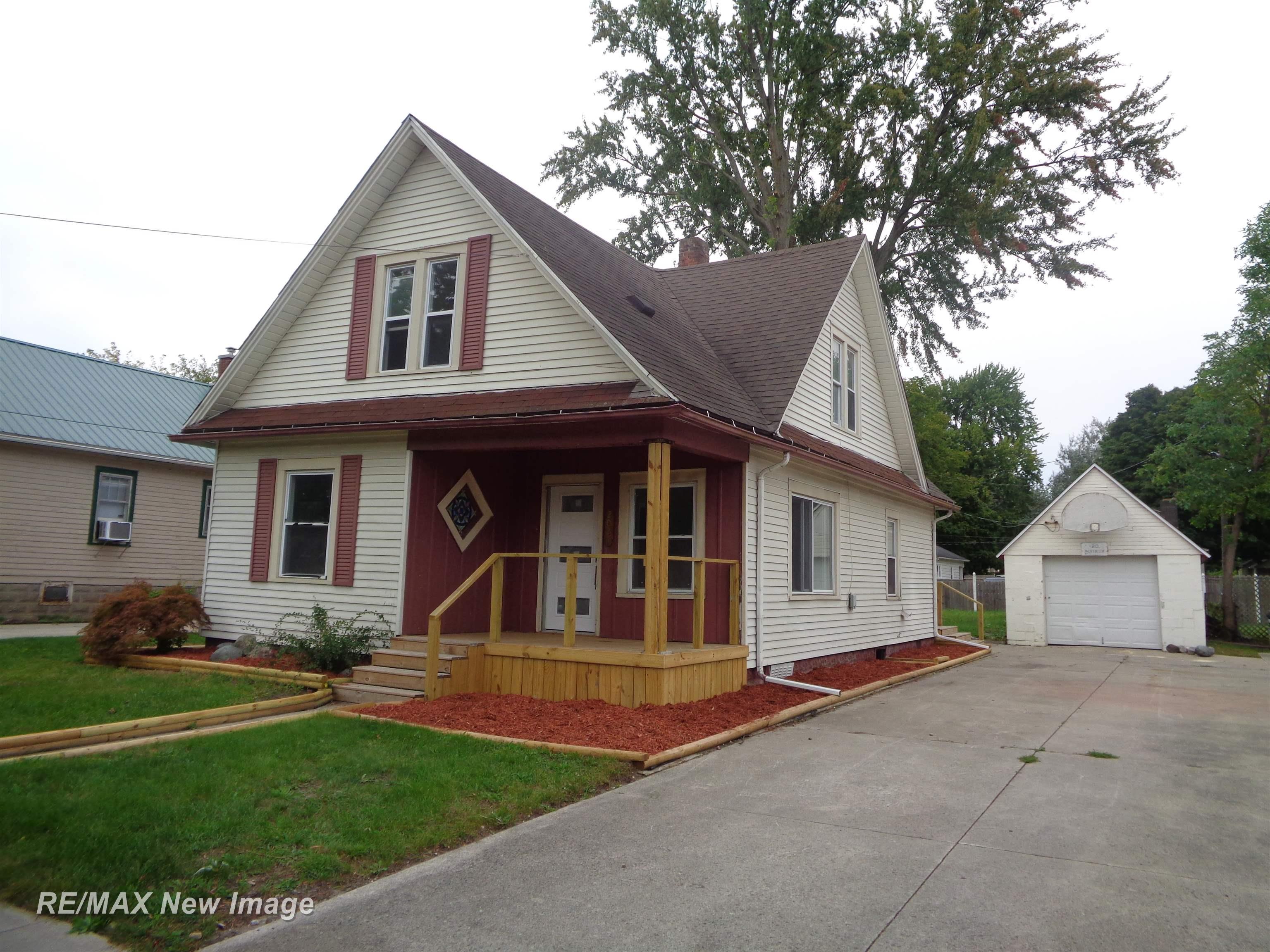 Single family home for sale at 2024 Vermont St, Saginaw, MI 48602 | MLS# 61050222318