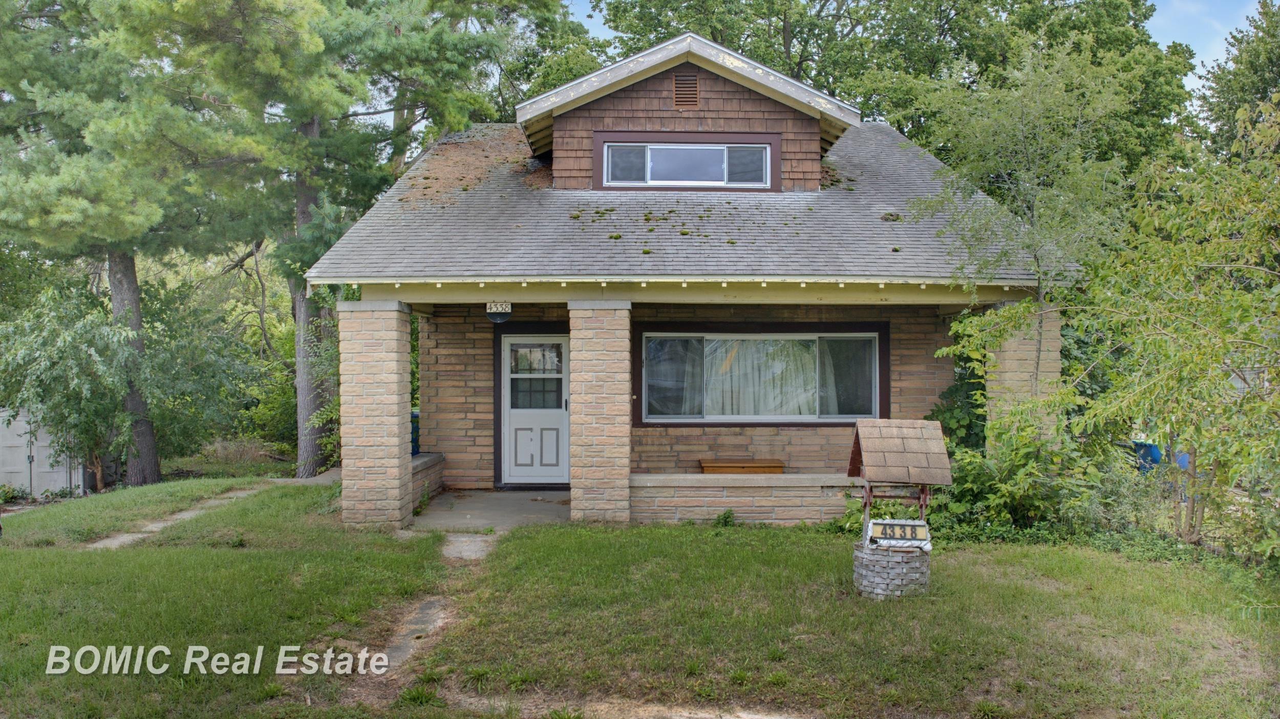 Single family home for sale at 4338 Williamson Rd, Saginaw, MI 48601 | MLS# 50222320