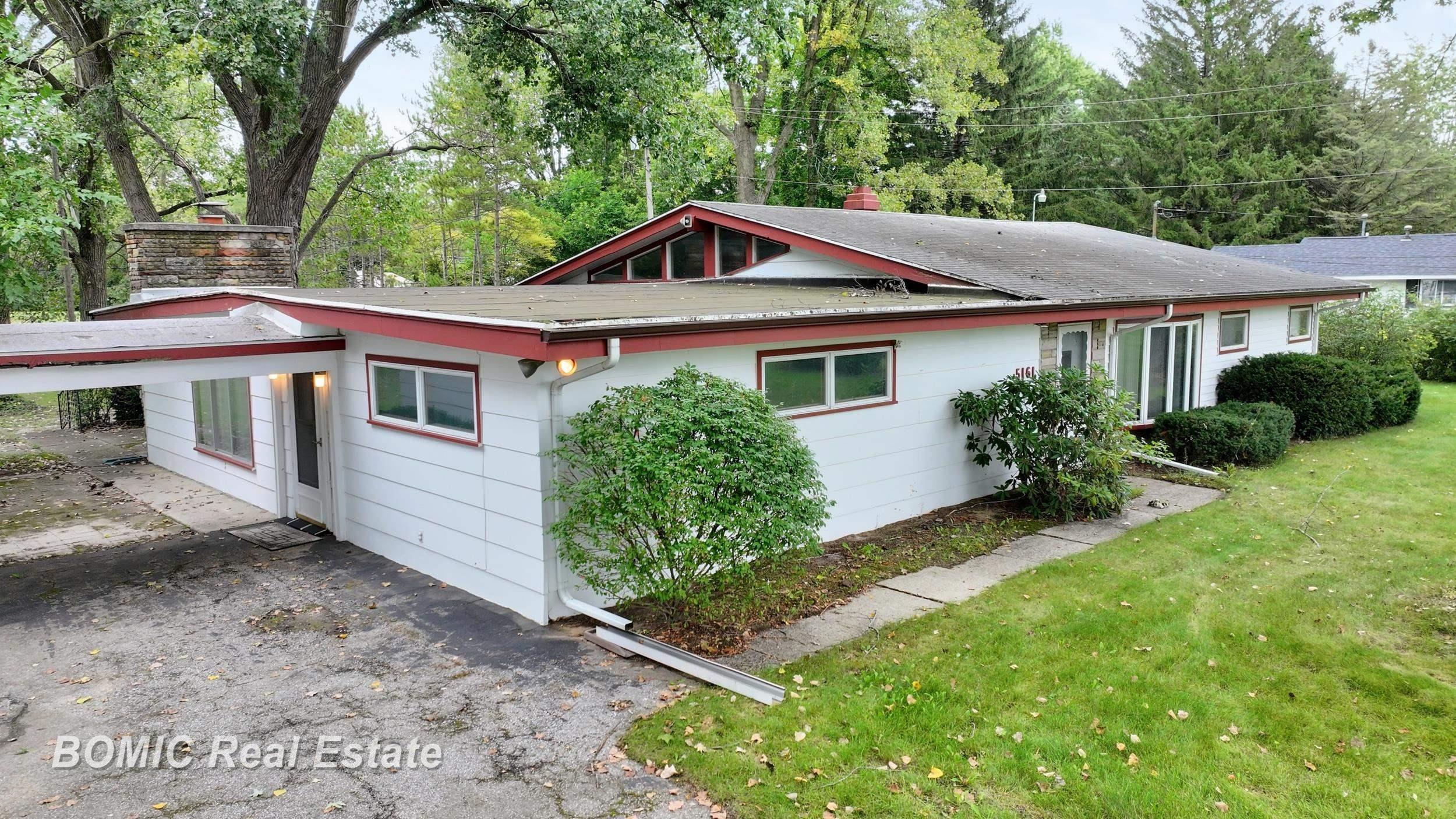Photo 3 of Single family home for sale at 5161 S Washington Rd, Saginaw, MI 48601 | MLS# 61050222323 | Listing updated on 2026-09-19