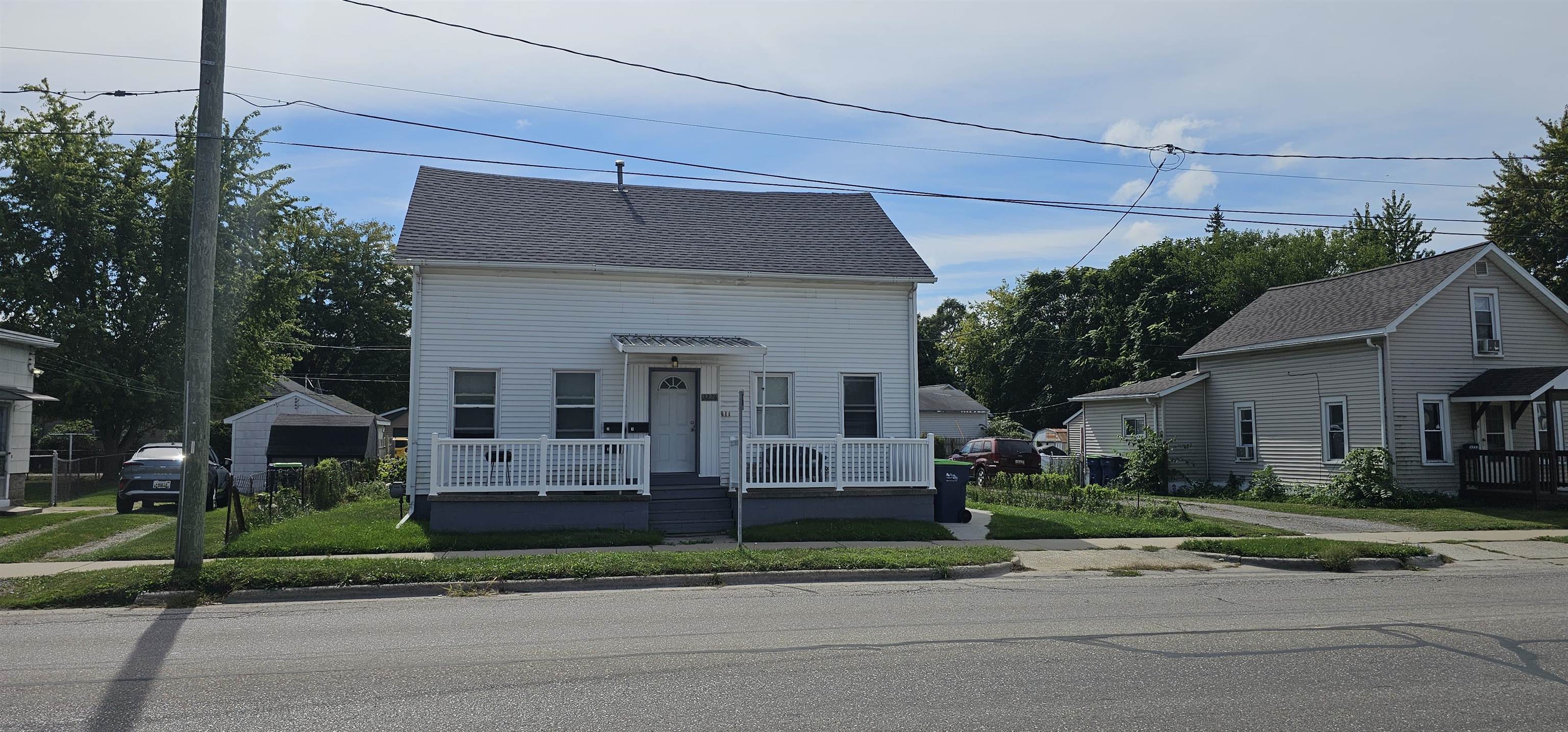 Photo 3 of Multi family home for sale at 3226 N Water St, Bay City, MI 48708 | MLS# 50222329 | Listing updated on 2026-09-19