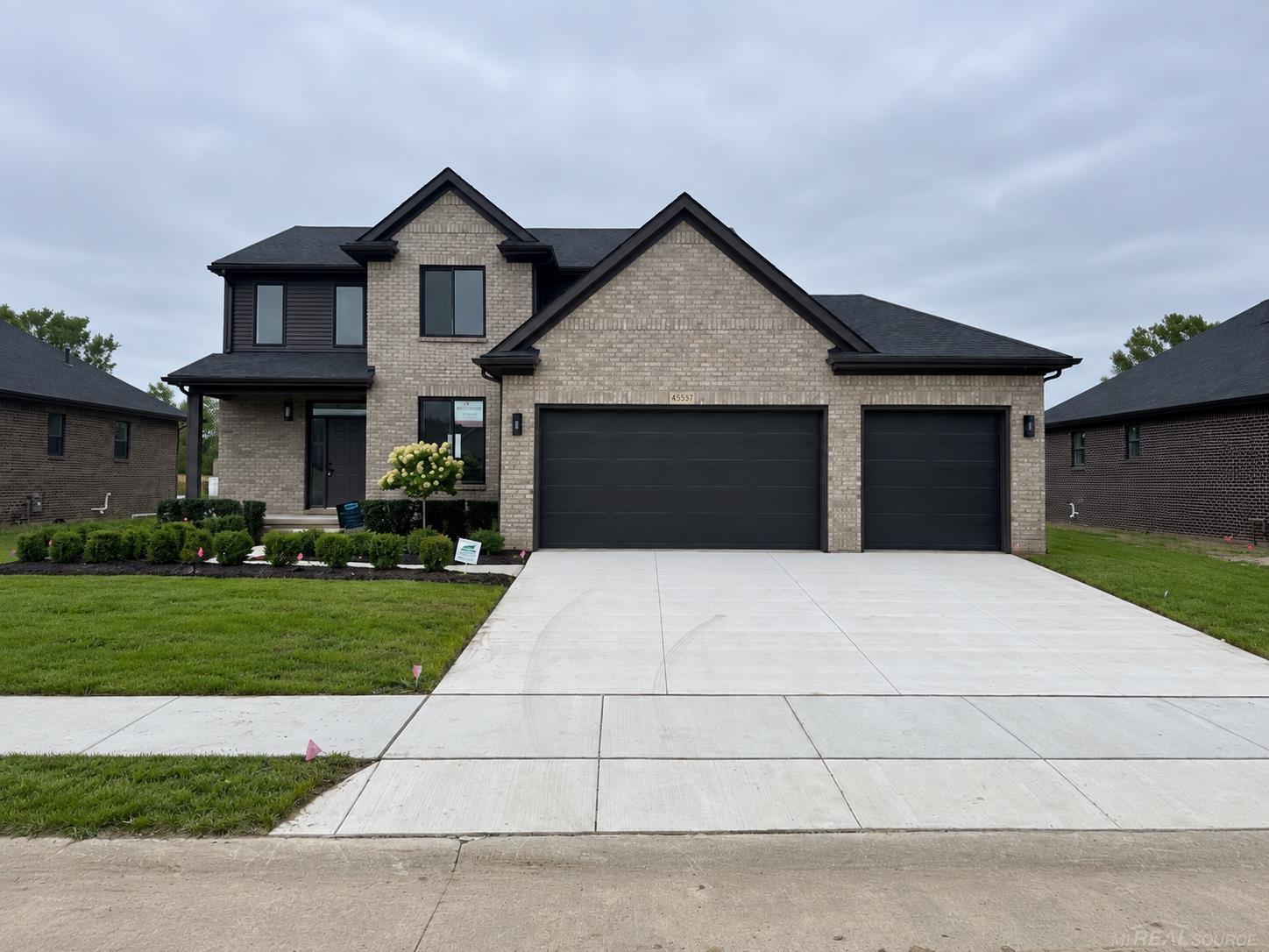 Photo 1 of Single family home for sale at 45537 Gable Dr, Macomb, MI 48044 | MLS# 58050222333 | Listing updated on 2026-09-19