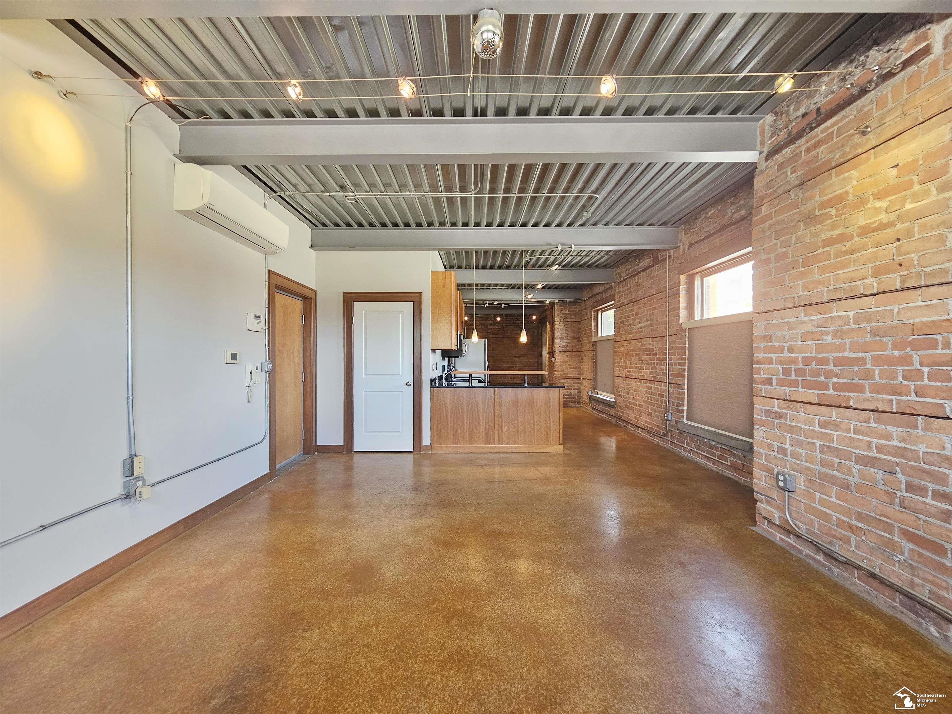 Photo 4 of Condo for sale at 112 Watson St #23, Detroit, MI 48201 | MLS# 50222337 | Listing updated on 2026-09-19