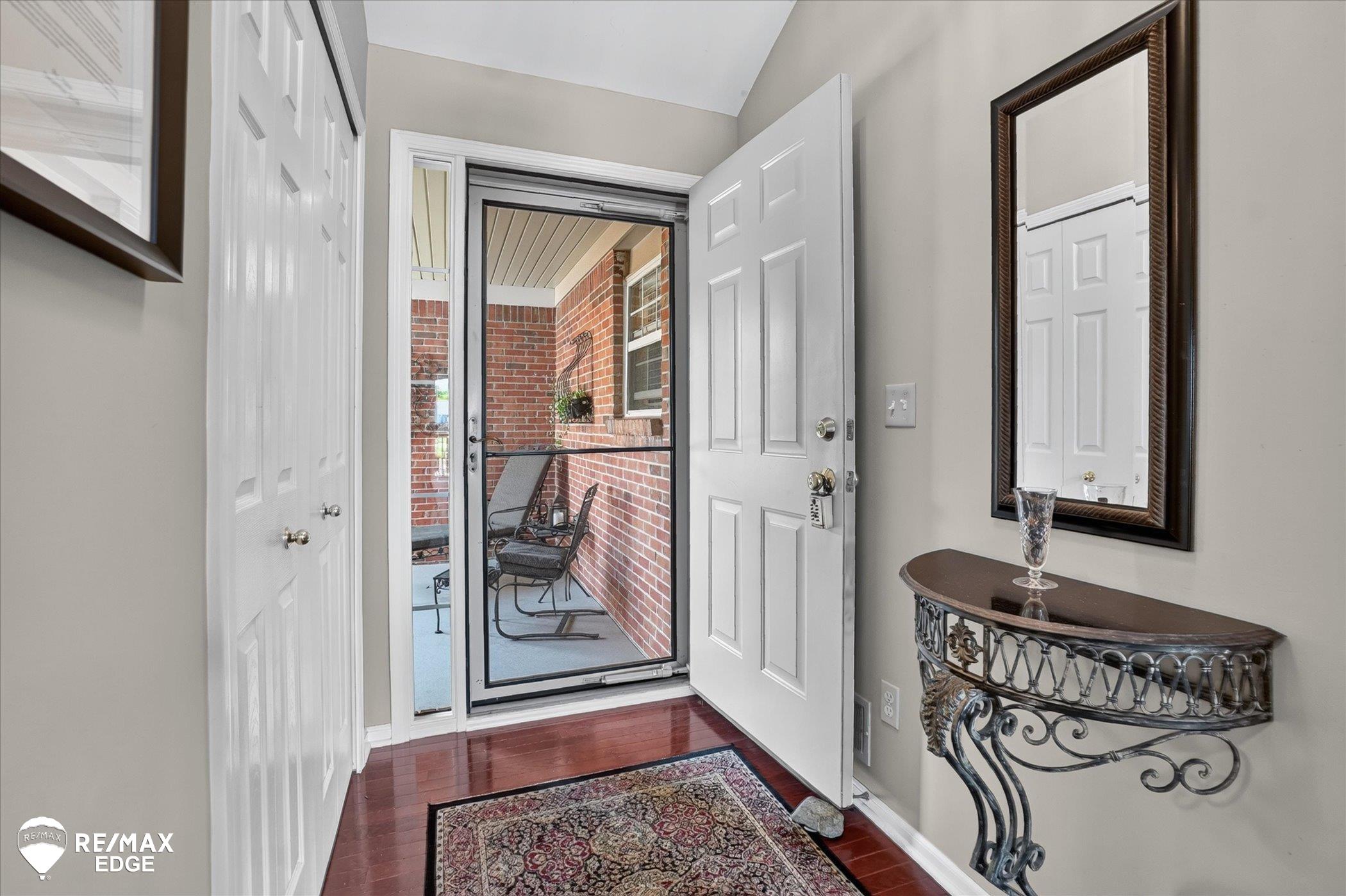 Photo 3 of Condo for sale at 6148 Lone Oak Cir, Grand Blanc, MI 48439 | MLS# 5050222346 | Listing updated on 2026-09-19