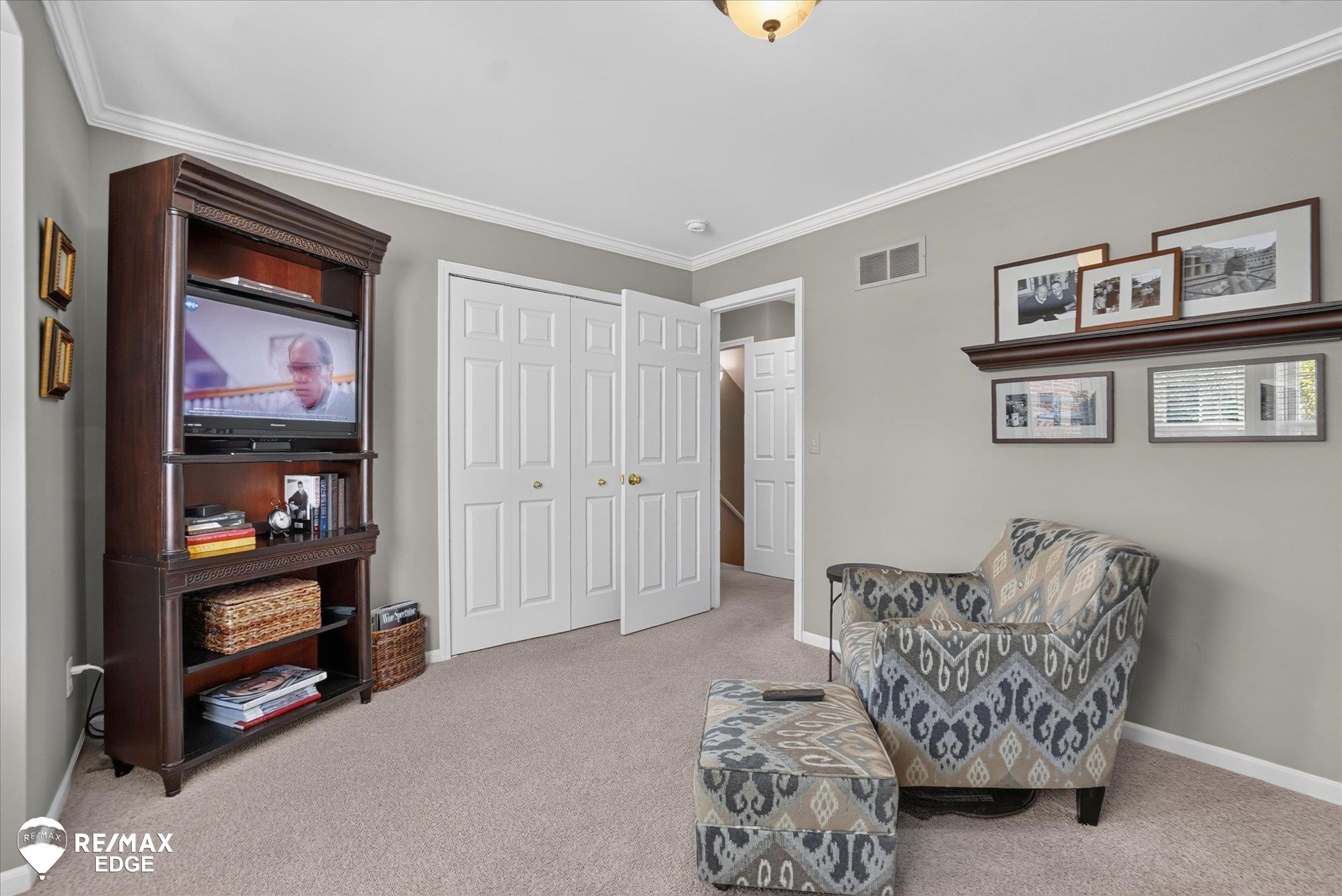 Photo 4 of Condo for sale at 6148 Lone Oak Cir, Grand Blanc, MI 48439 | MLS# 5050222346 | Listing updated on 2026-09-19