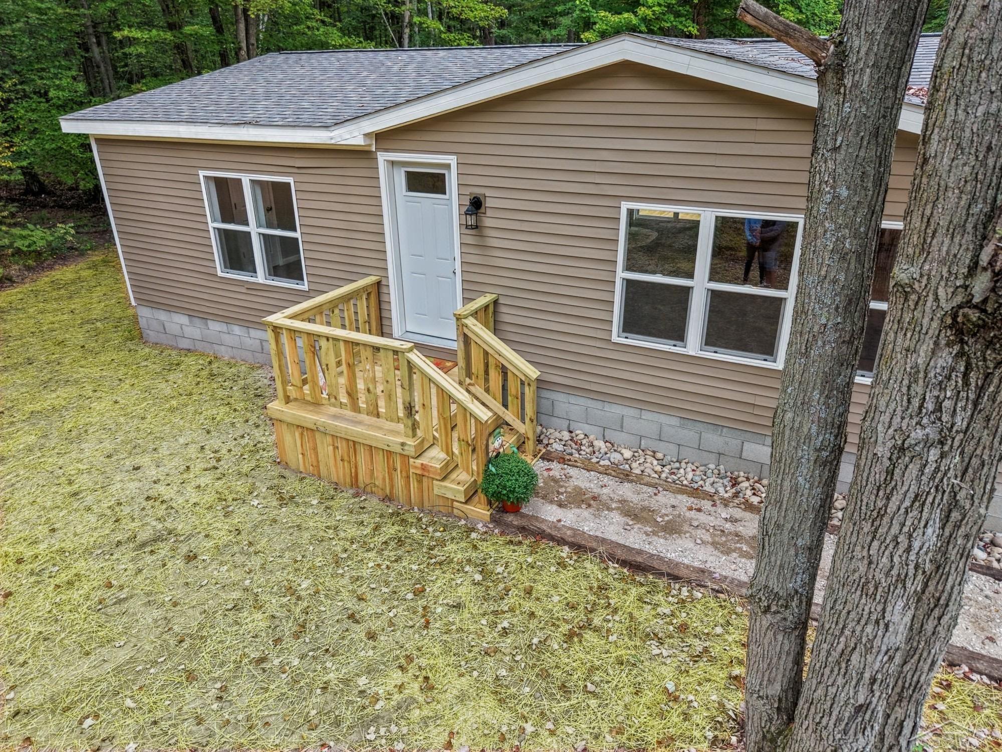 Photo 3 of Single family home for sale at 1469 E Brushaber Rd, Hope, MI 48628 | MLS# 61050222352 | Listing updated on 2026-09-25