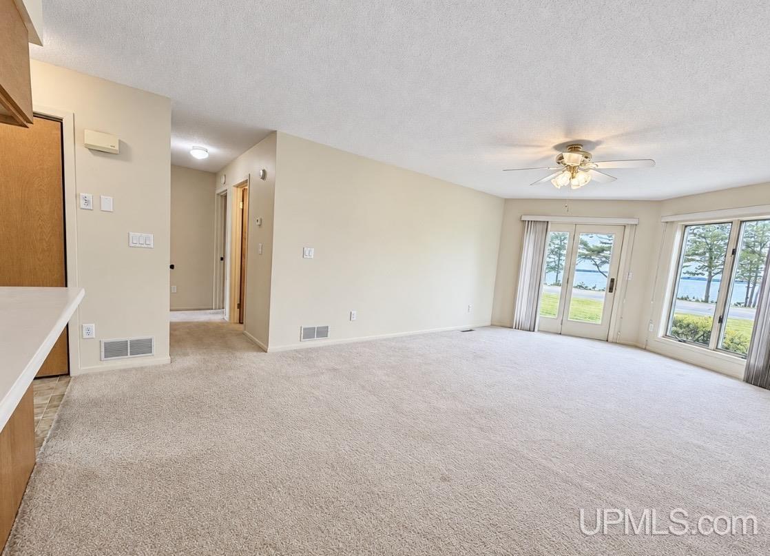 Listing Photo 5 - Condo for sale in building located at 2000 Lake Shore Dr, Gladstone, MI 49837 - Unit #O