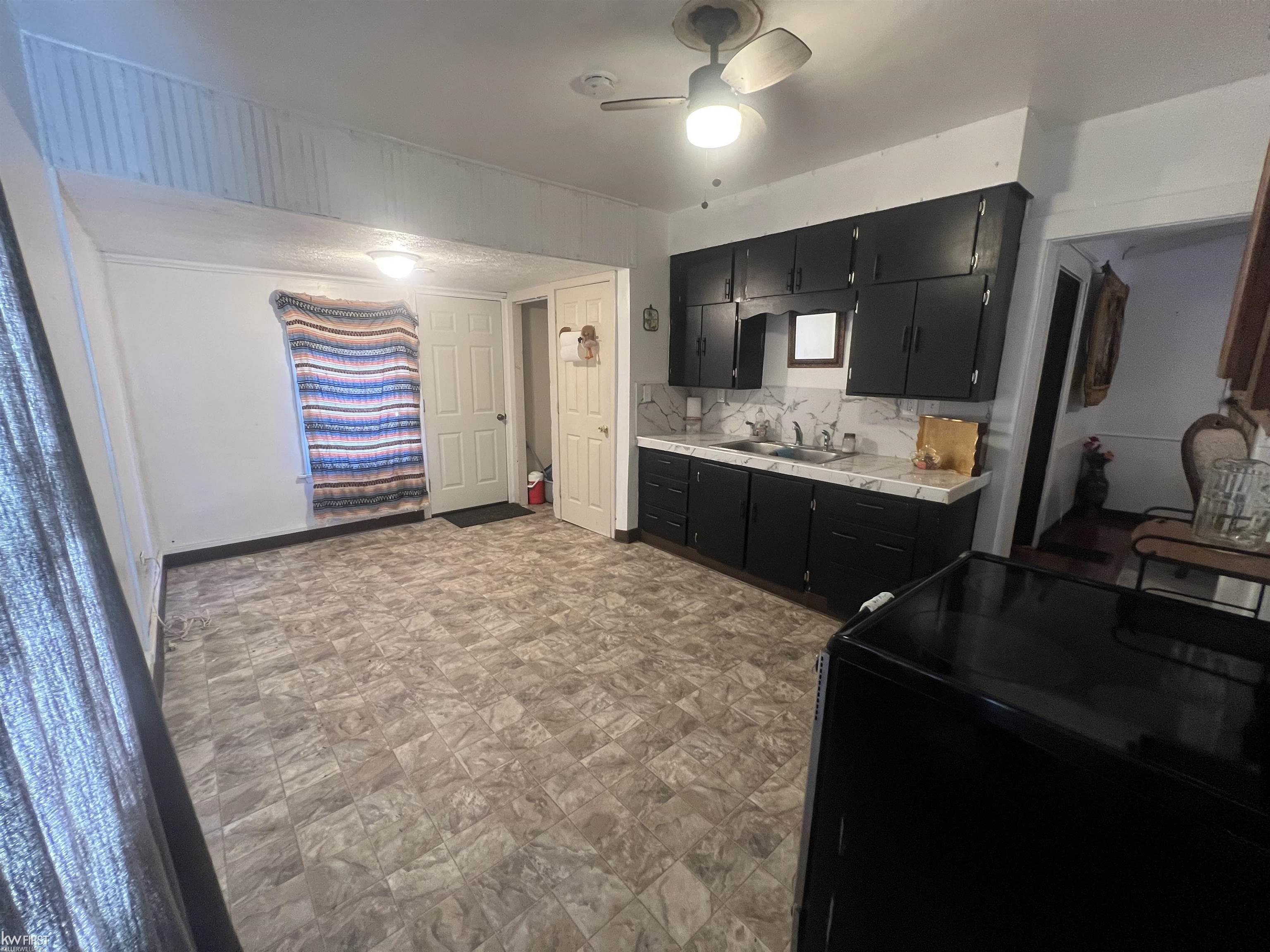 Photo 4 of Single family home for sale at 2222 Francisco St, Flushing, MI 48433 | MLS# 5050222354 | Listing updated on 2026-09-27
