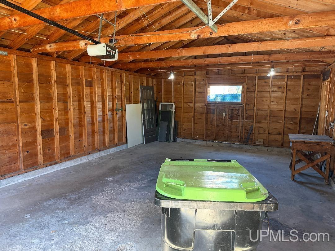 Photo 3 of Single family home for sale at 401 W A St, Iron Mountain, MI 49801 | MLS# 50222359 | Listing updated on 2026-09-19