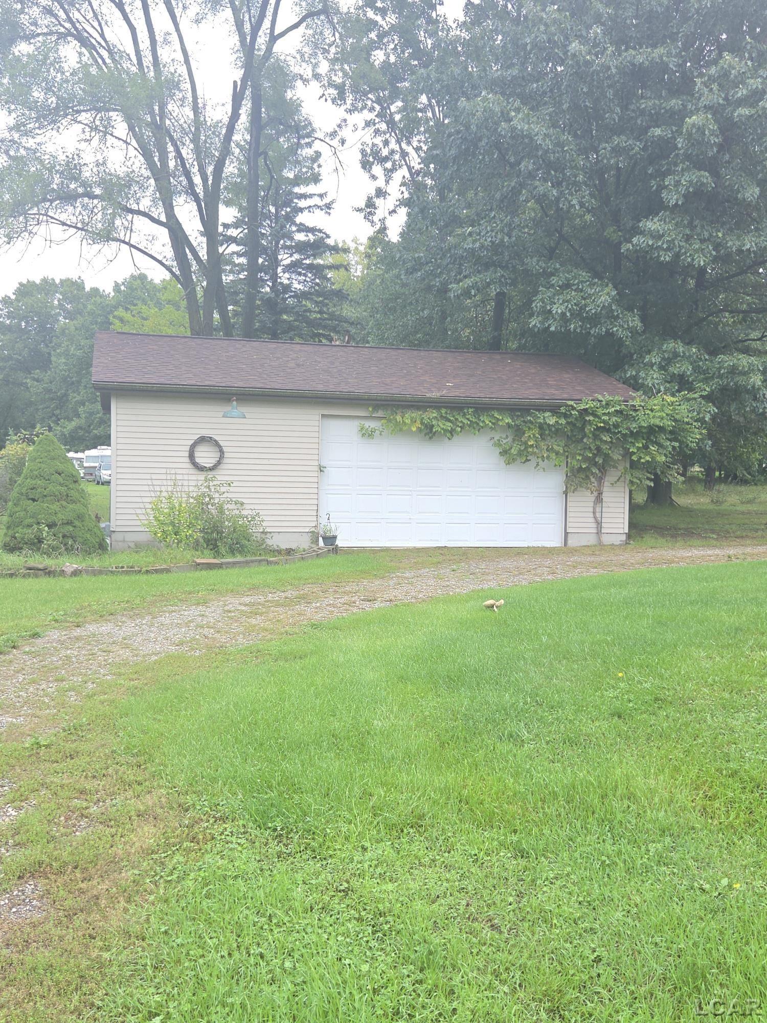Photo 1 of Single family home for sale at 942 Munith Rd, Jackson, MI 49201 | MLS# 56050222367 | Listing updated on 2026-09-20
