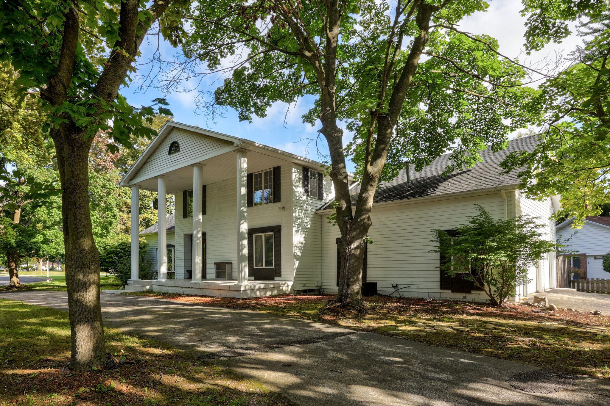 Photo 2 of Single family home for sale at 3298 Foss Dr, Saginaw, MI 48603 | MLS# 60050222368 | Listing updated on 2026-09-20