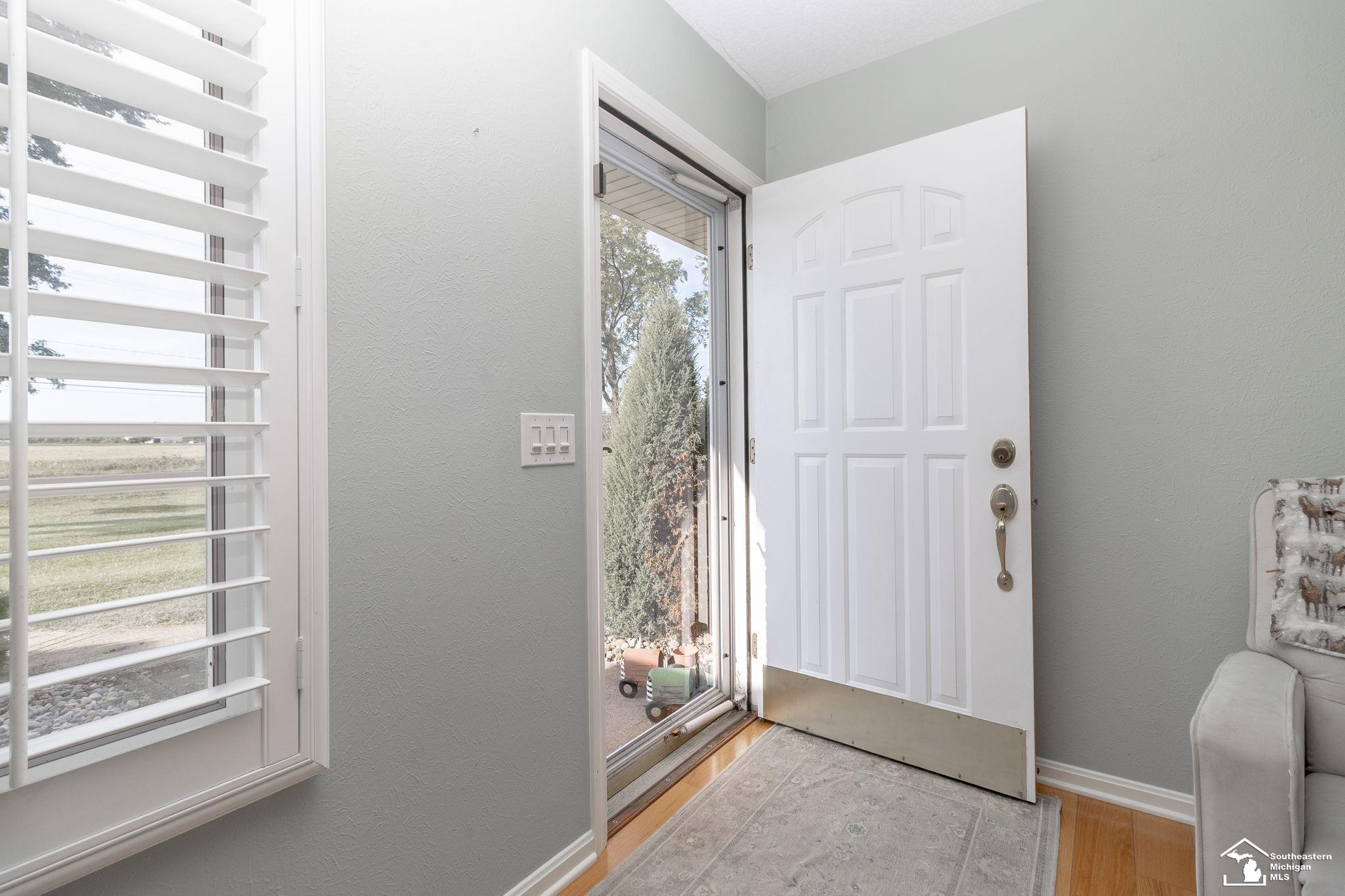 Photo 3 of Single family home for sale at 270 E Sterns Rd, Temperance, MI 48182 | MLS# 57050222386 | Listing updated on 2026-09-21