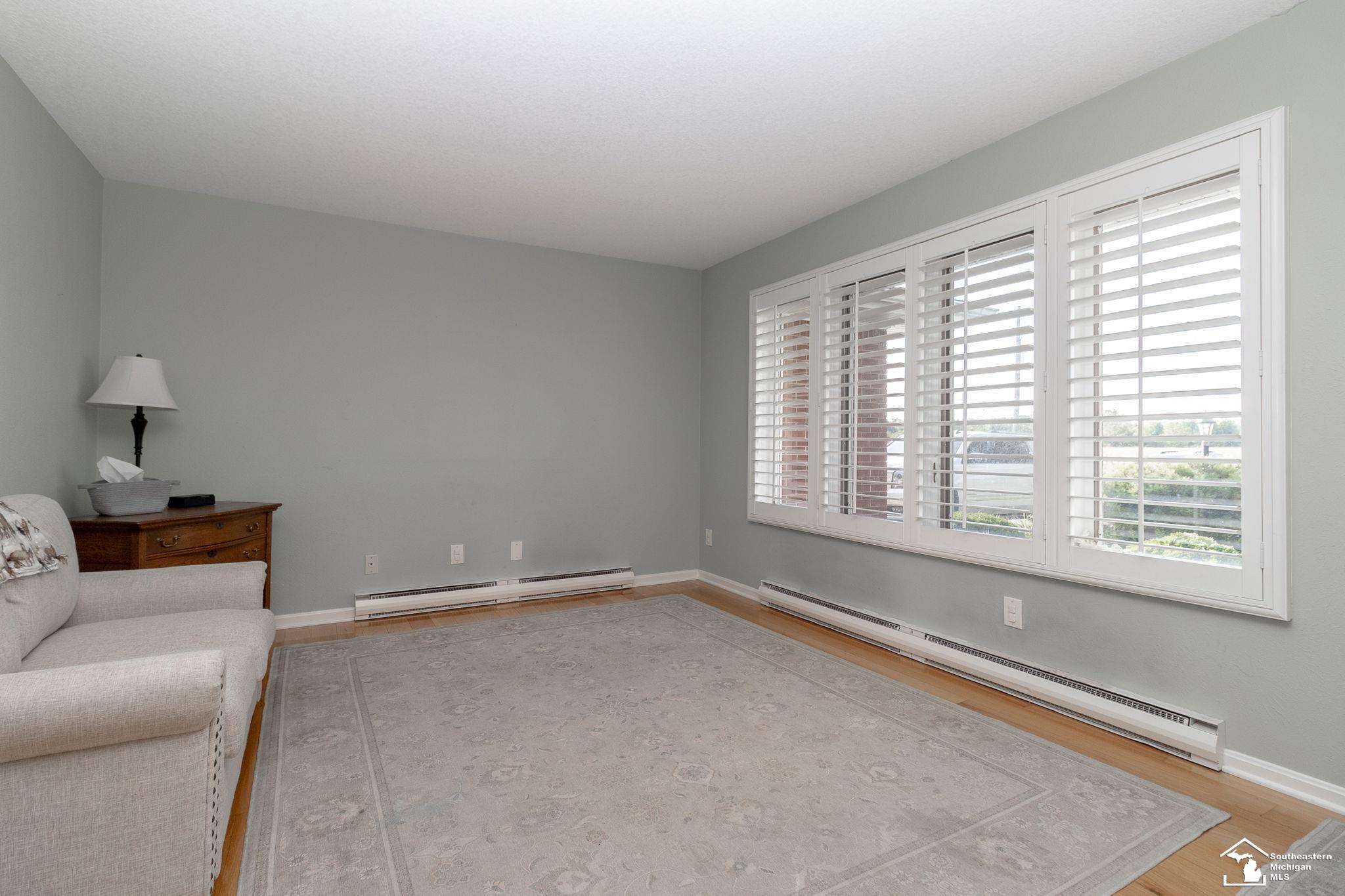 Photo 4 of Single family home for sale at 270 E Sterns Rd, Temperance, MI 48182 | MLS# 57050222386 | Listing updated on 2026-09-21