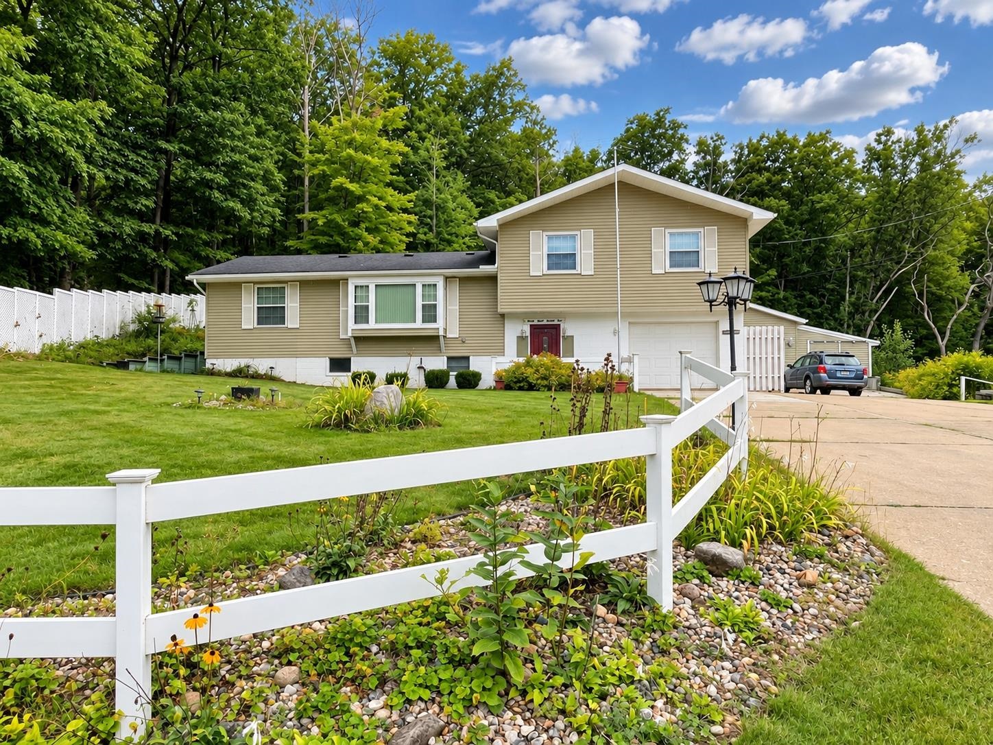 Photo 1 of Single family home for sale at 3825 Lapham Dr, Harrison, MI 48625 | MLS# 50222404 | Listing updated on 2026-09-20