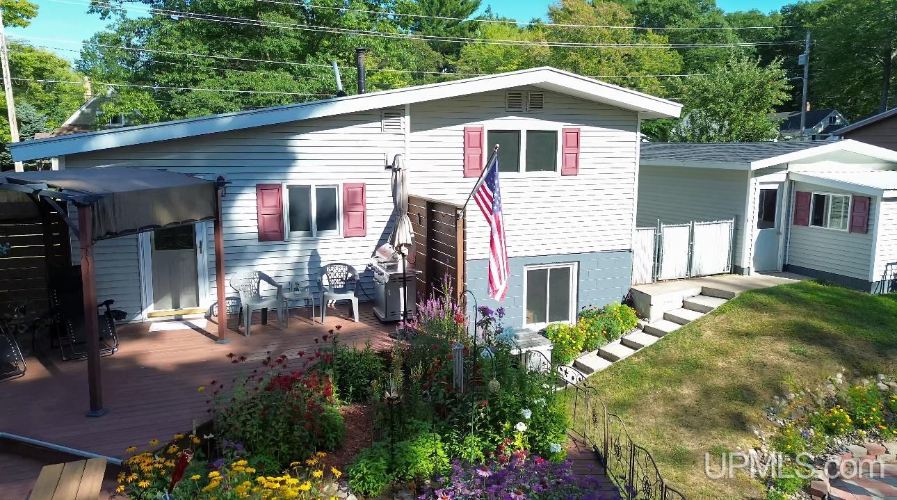 Photo 1 of Single family home for sale at 1619 Woodland Ave, Marquette, MI 49855 | MLS# 50222412 | Listing updated on 2026-10-05