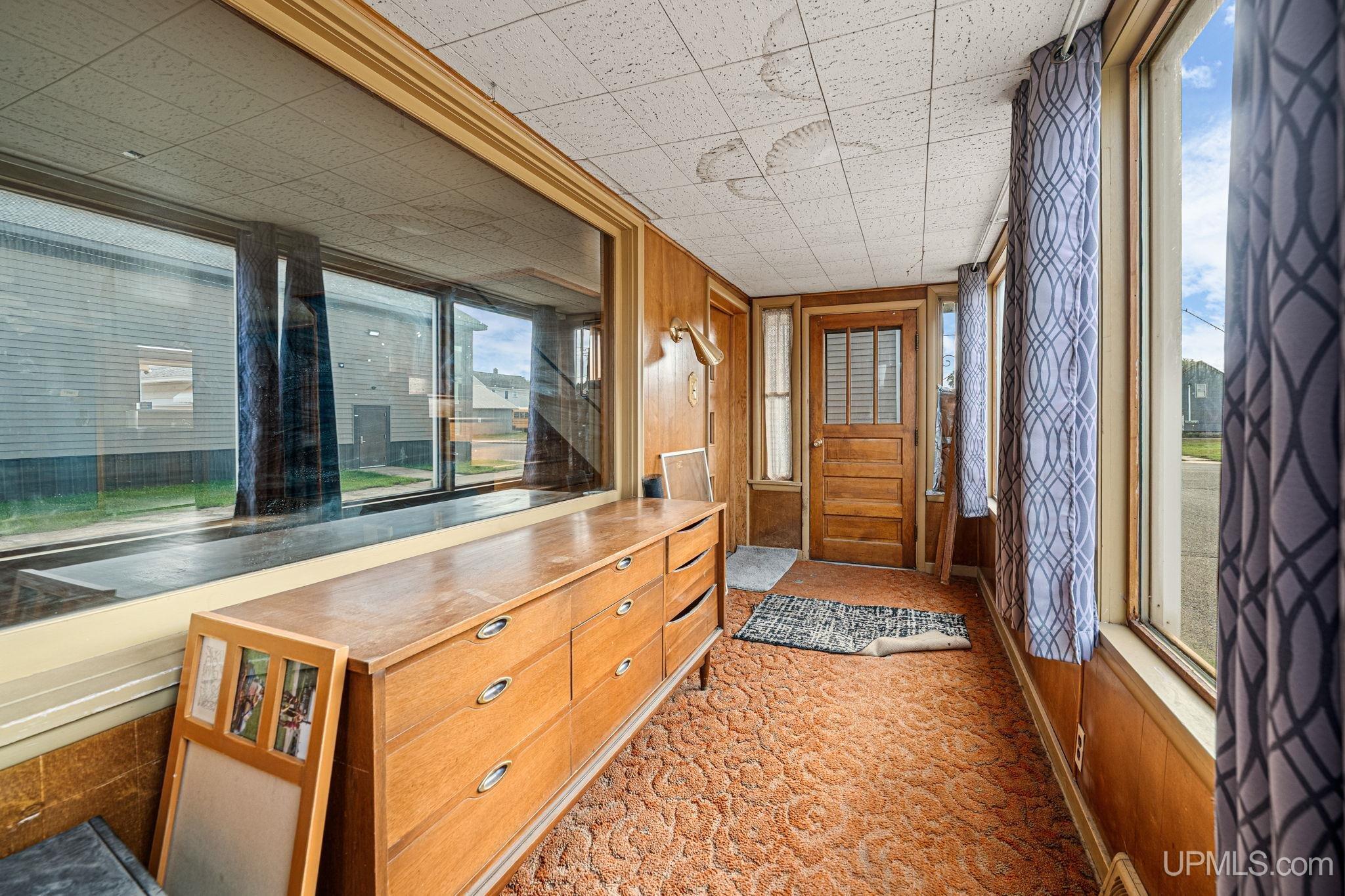 Photo 3 of Single family home for sale at 327 Bank St, Ishpeming, MI 49849 | MLS# 50222428 | Listing updated on 2026-09-27