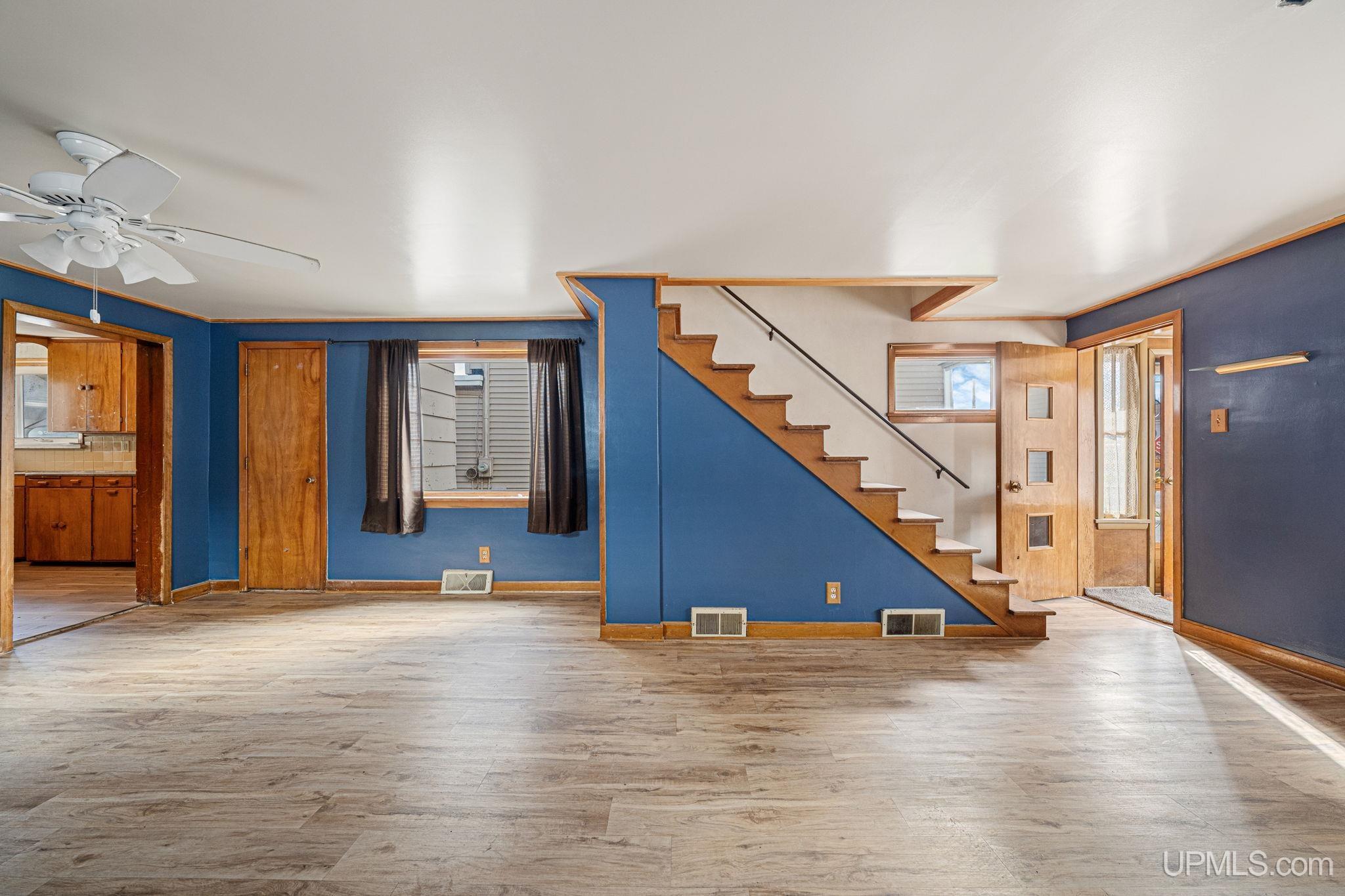 Photo 4 of Single family home for sale at 327 Bank St, Ishpeming, MI 49849 | MLS# 50222428 | Listing updated on 2026-09-27