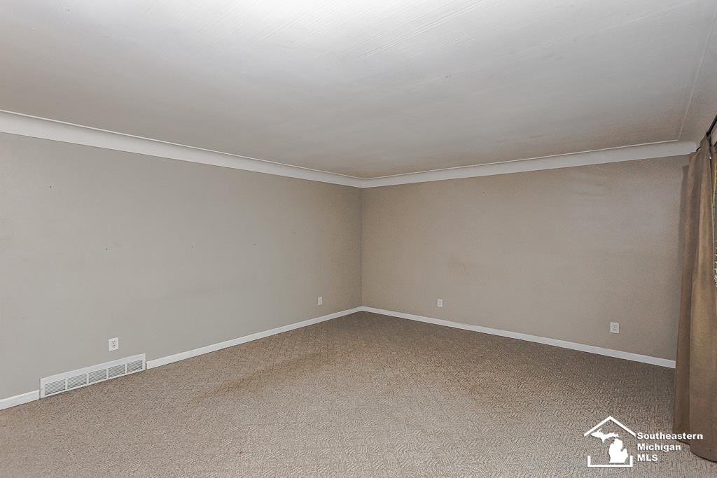 Photo 3 of Single family home for sale at 7679 Apache Trl, Temperance, MI 48182 | MLS# 57050222456 | Listing updated on 2026-09-25